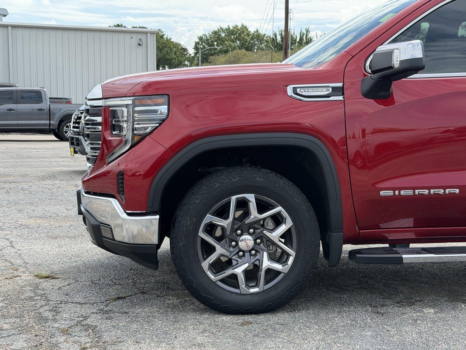 2024 GMC Sierra 1500 SLT