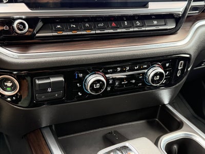 2024 GMC Sierra 1500 4WD Crew Cab Short Box SLT