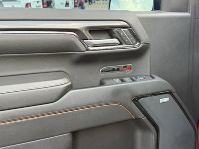 2024 GMC Sierra 1500 4WD Crew Cab Short Box AT4