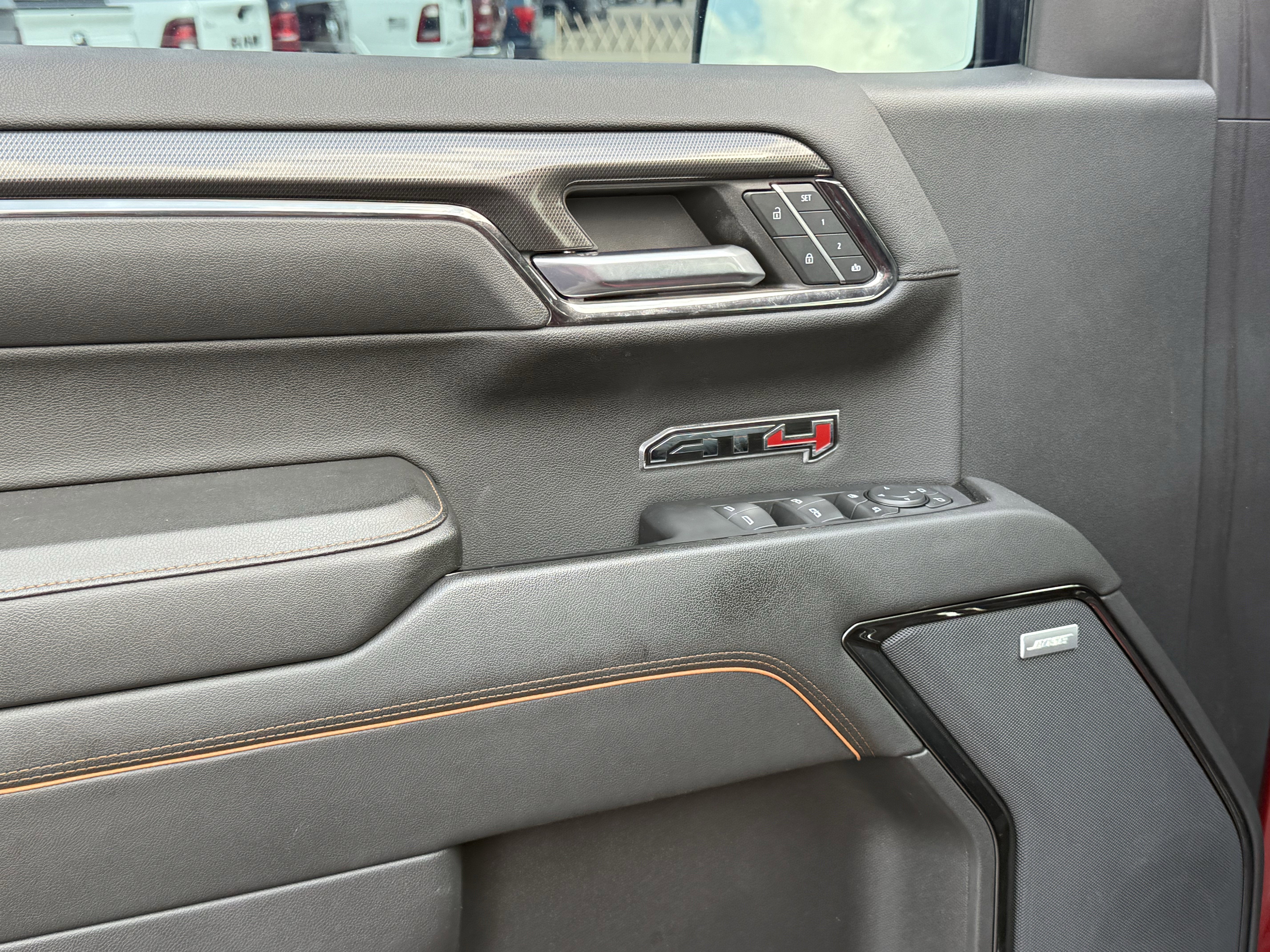 2024 GMC Sierra 1500 4WD Crew Cab Short Box AT4