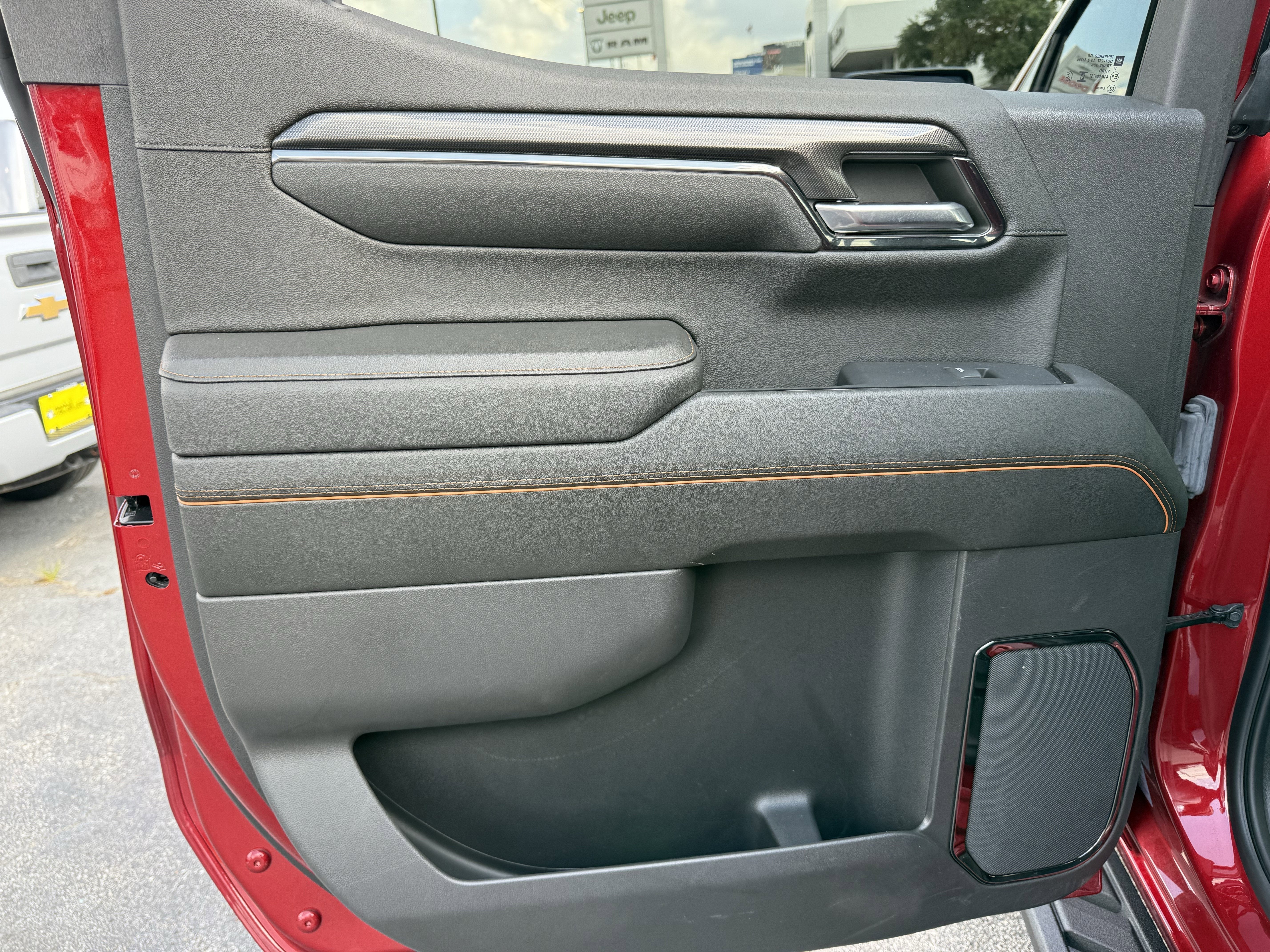 2024 GMC Sierra 1500 4WD Crew Cab Short Box AT4