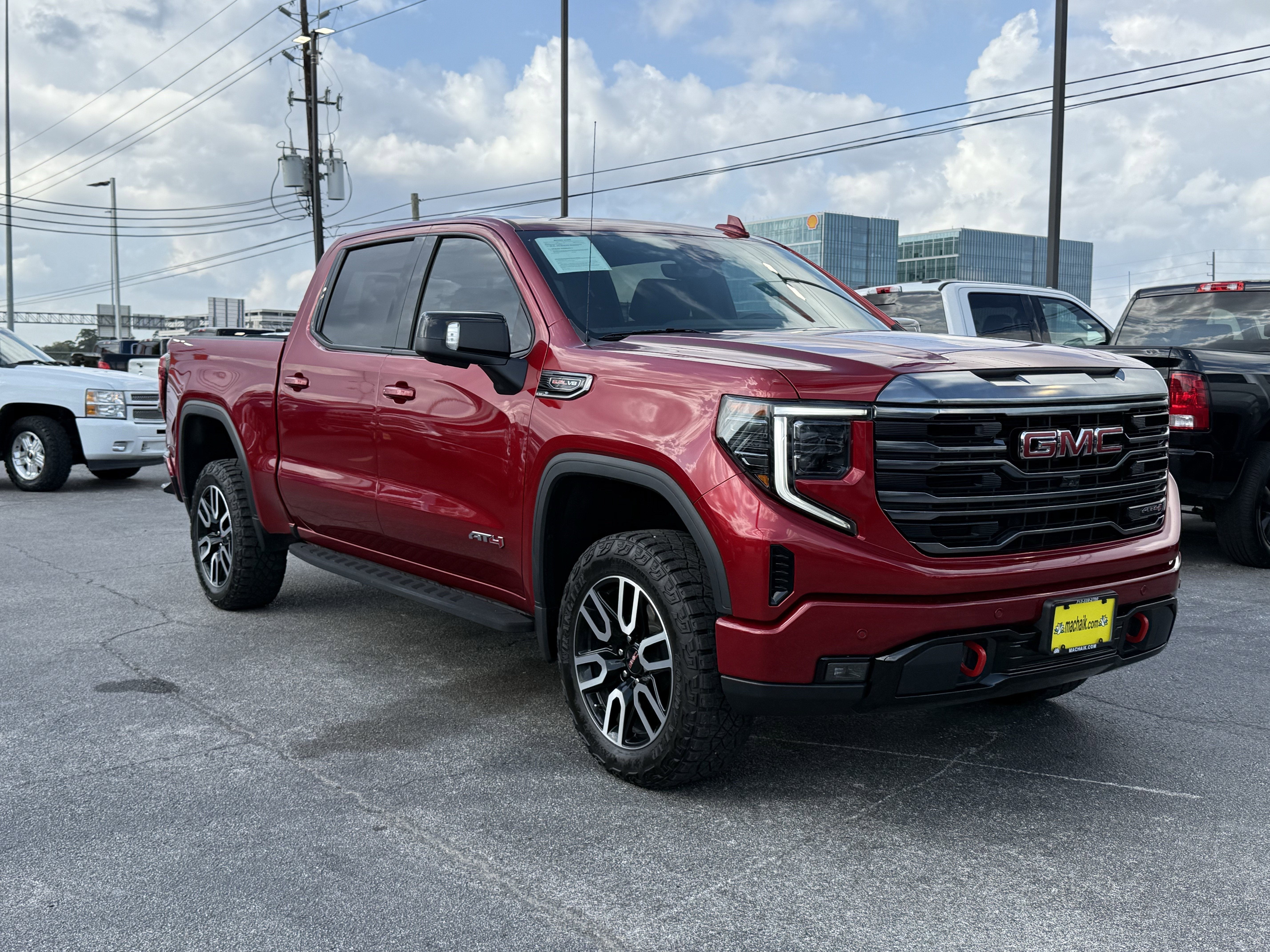 2024 GMC Sierra 1500 4WD Crew Cab Short Box AT4