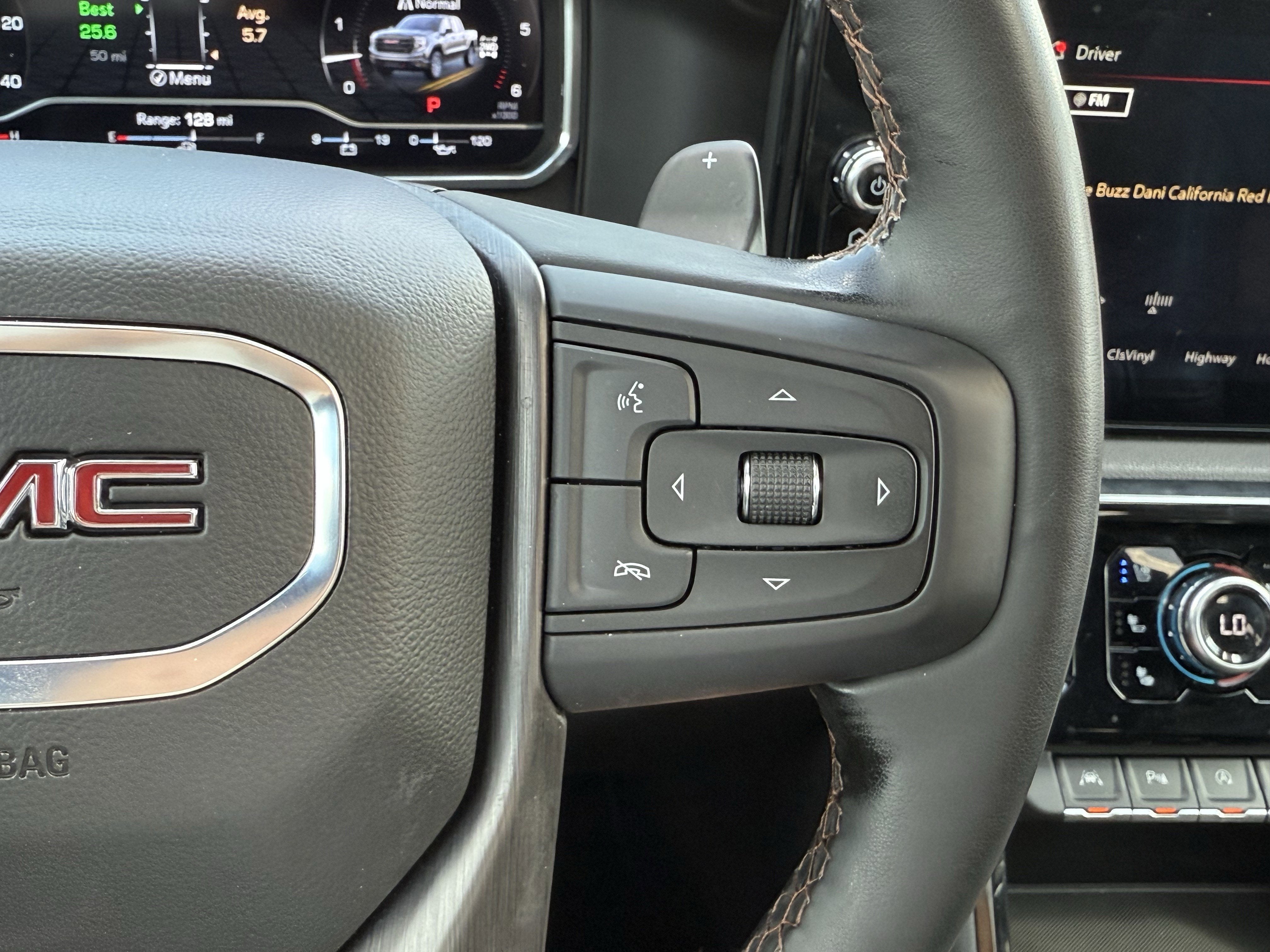 2024 GMC Sierra 1500 4WD Crew Cab Short Box AT4