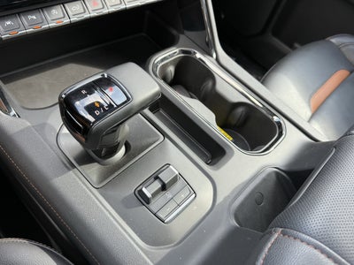 2024 GMC Sierra 1500 4WD Crew Cab Short Box AT4