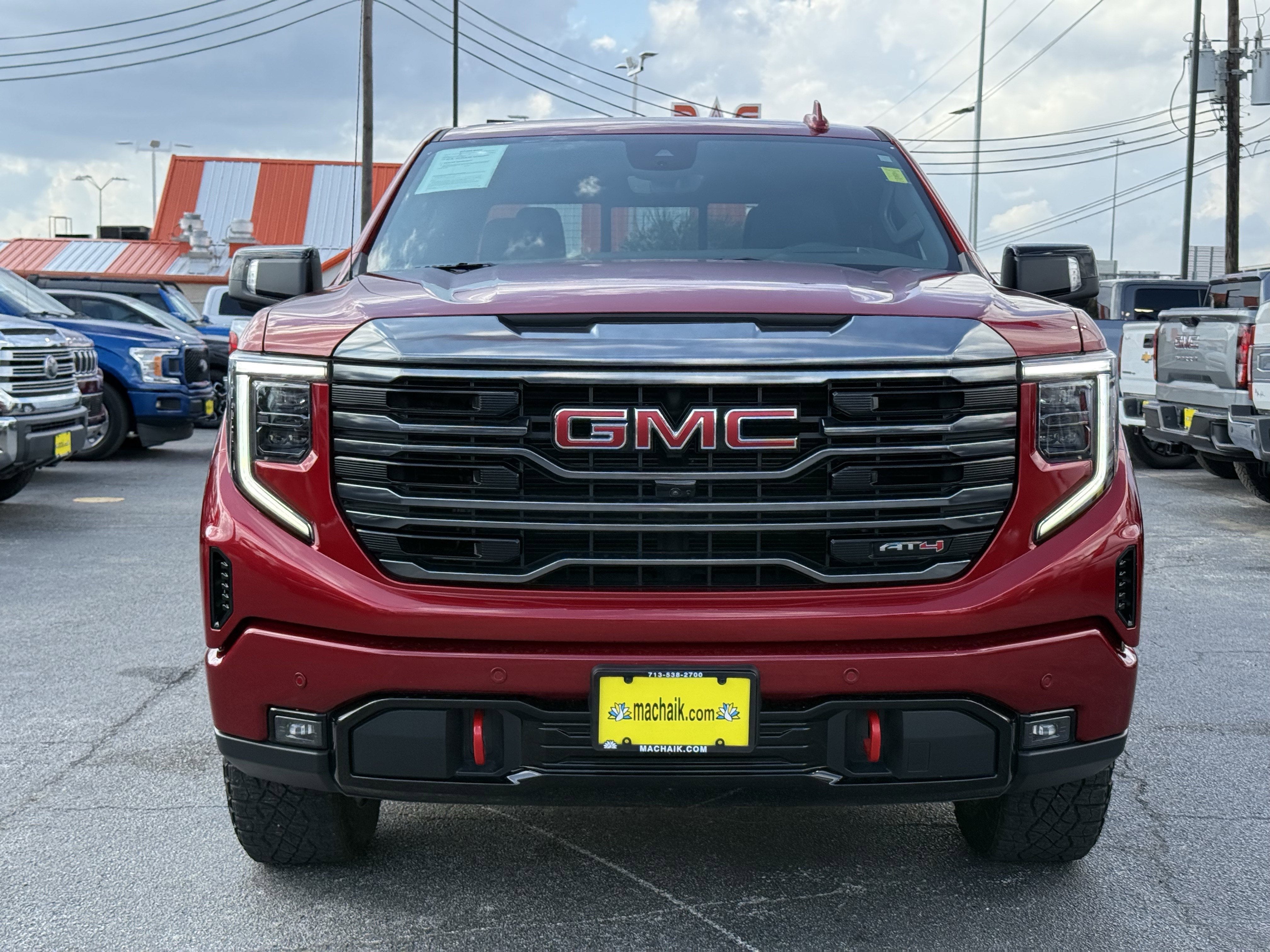 2024 GMC Sierra 1500 4WD Crew Cab Short Box AT4