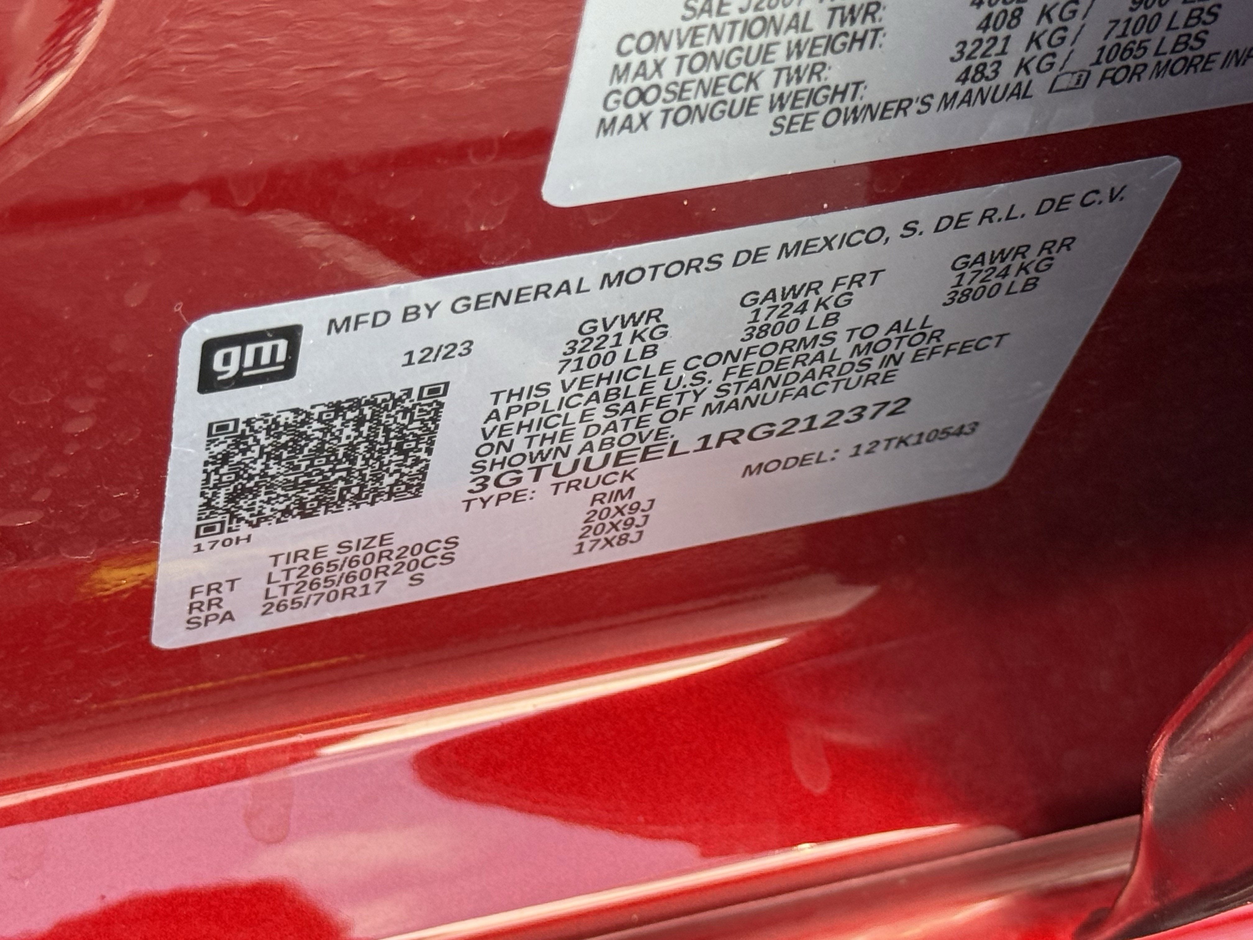 2024 GMC Sierra 1500 4WD Crew Cab Short Box AT4