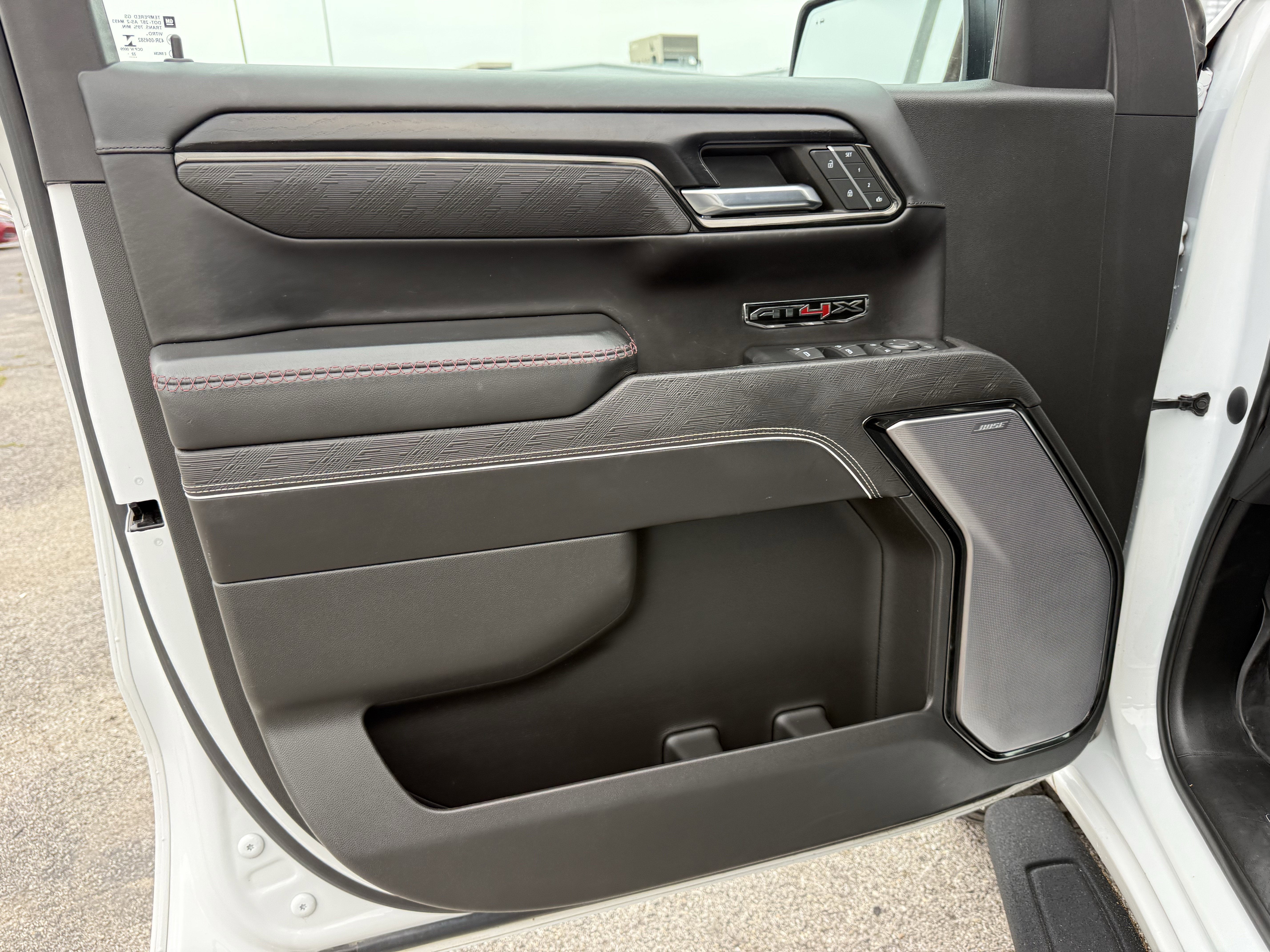 2023 GMC Sierra 1500 4WD Crew Cab Short Box AT4X