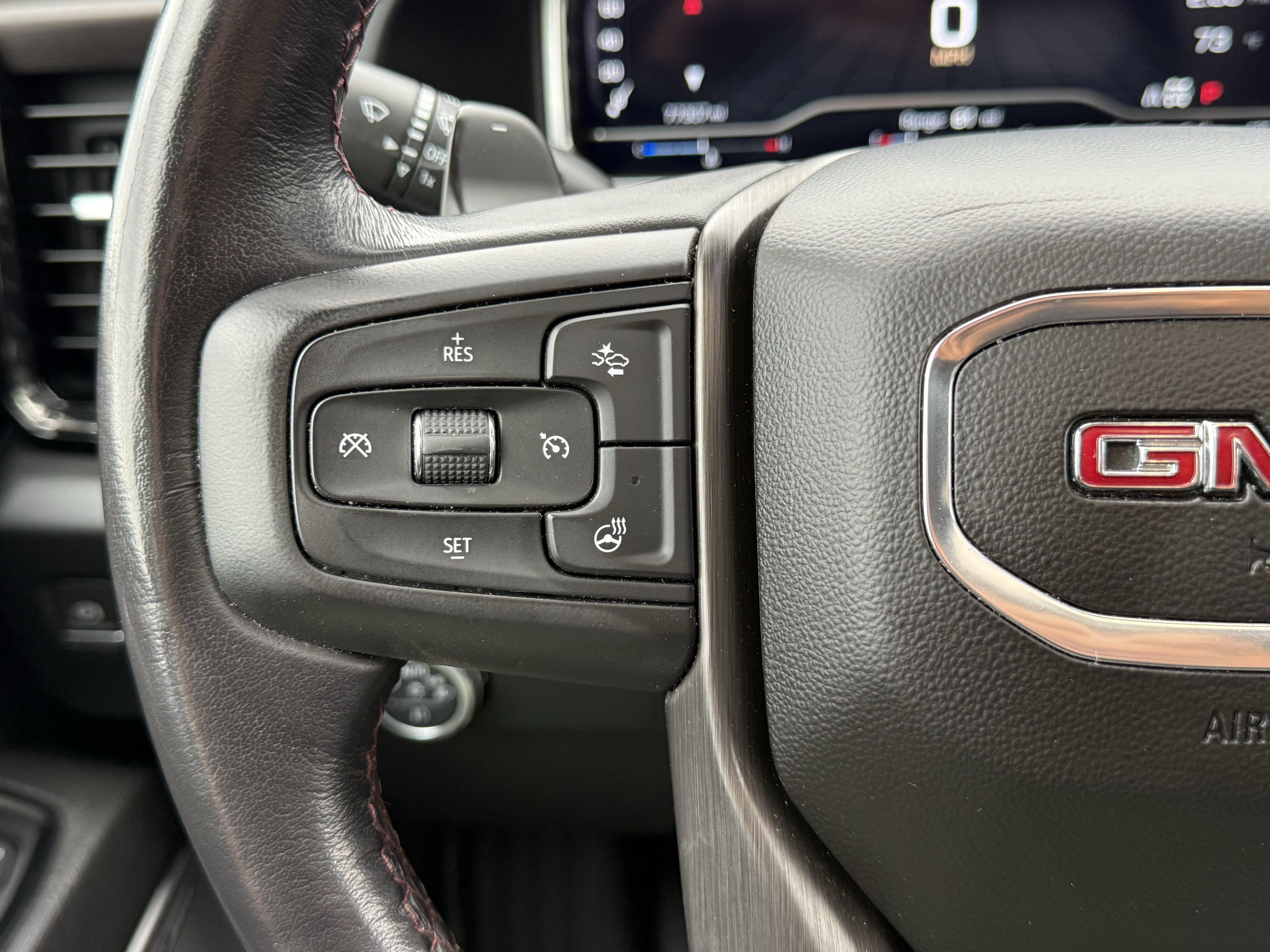 2023 GMC Sierra 1500 4WD Crew Cab Short Box AT4X