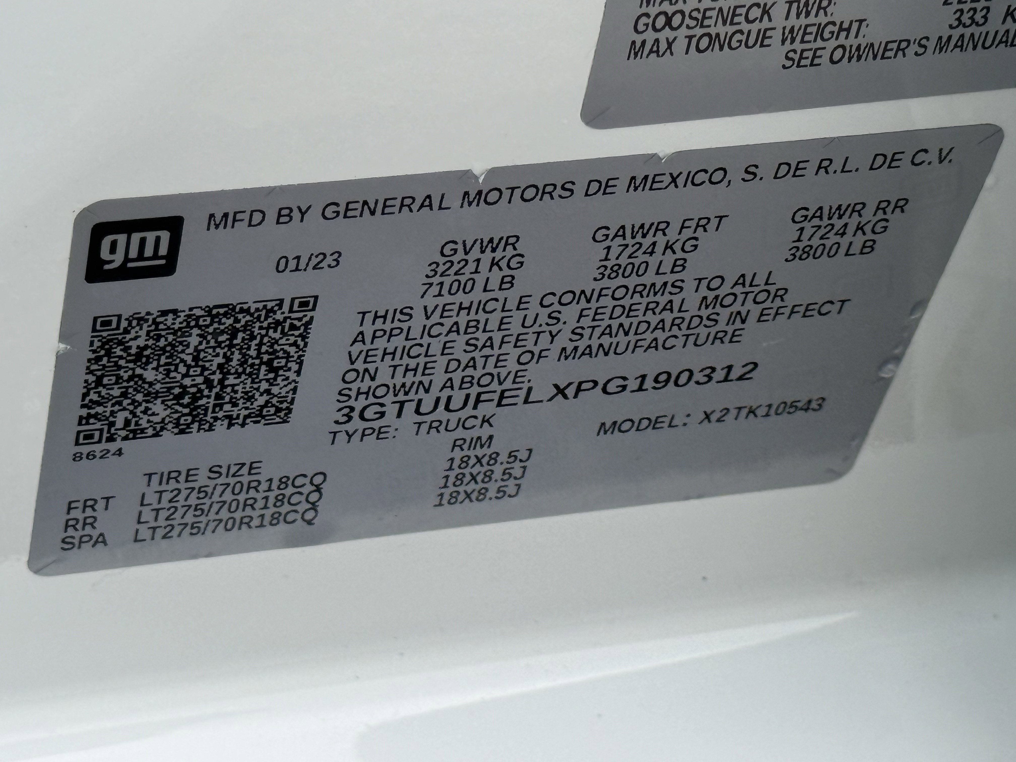 2023 GMC Sierra 1500 4WD Crew Cab Short Box AT4X