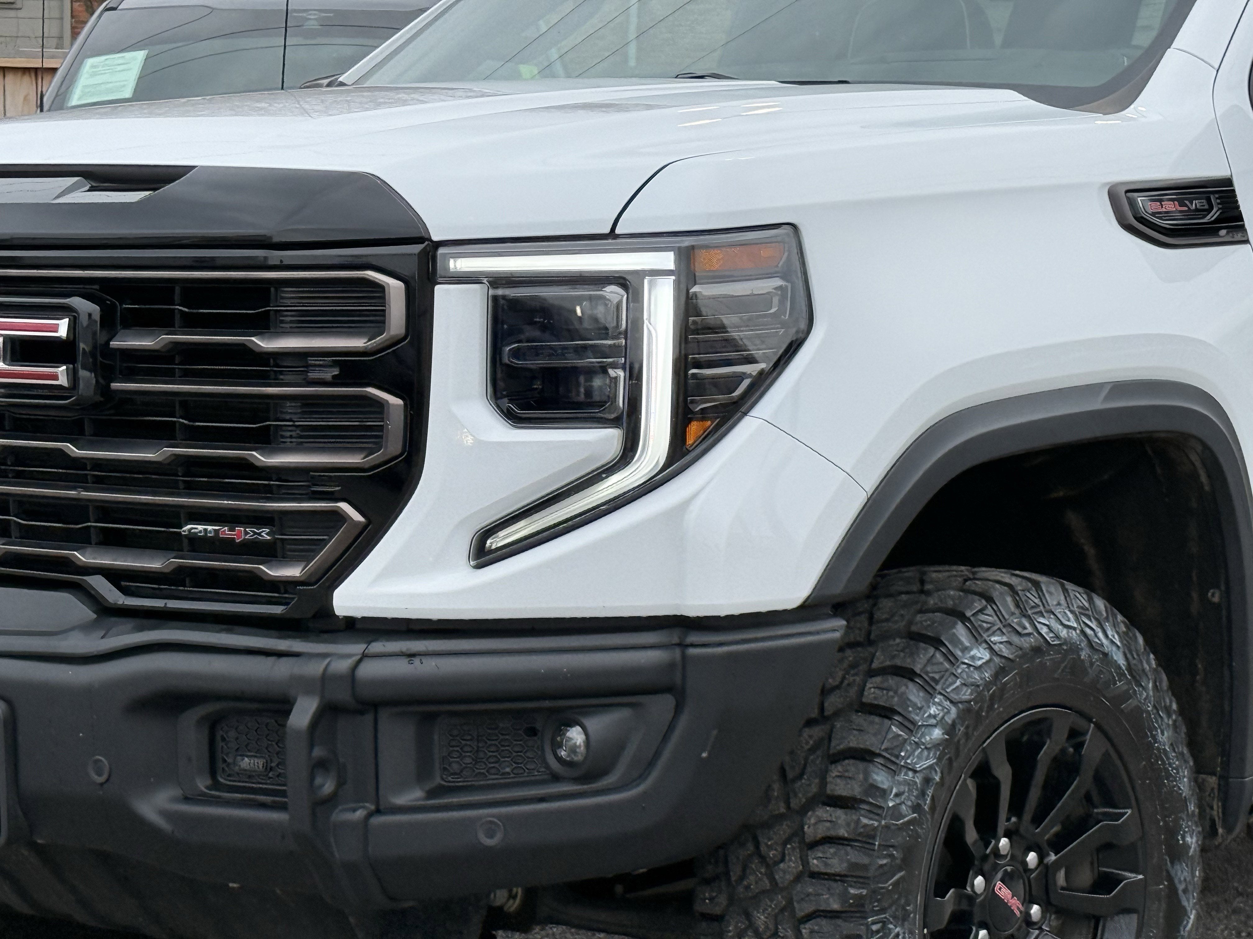 2023 GMC Sierra 1500 4WD Crew Cab Short Box AT4X