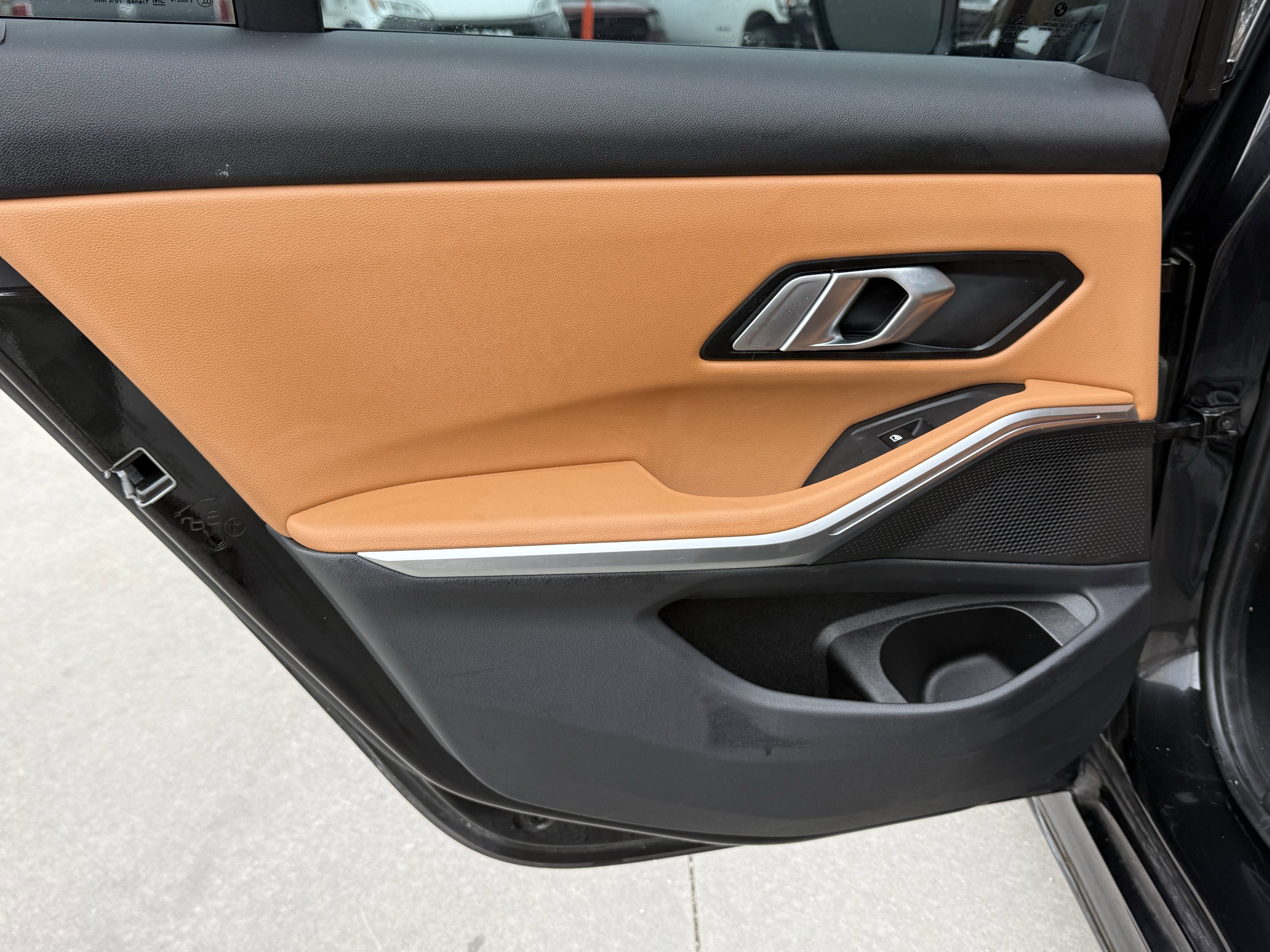 2022 BMW 330i PREMIUM 2.0T RWD LUXURY SEDAN