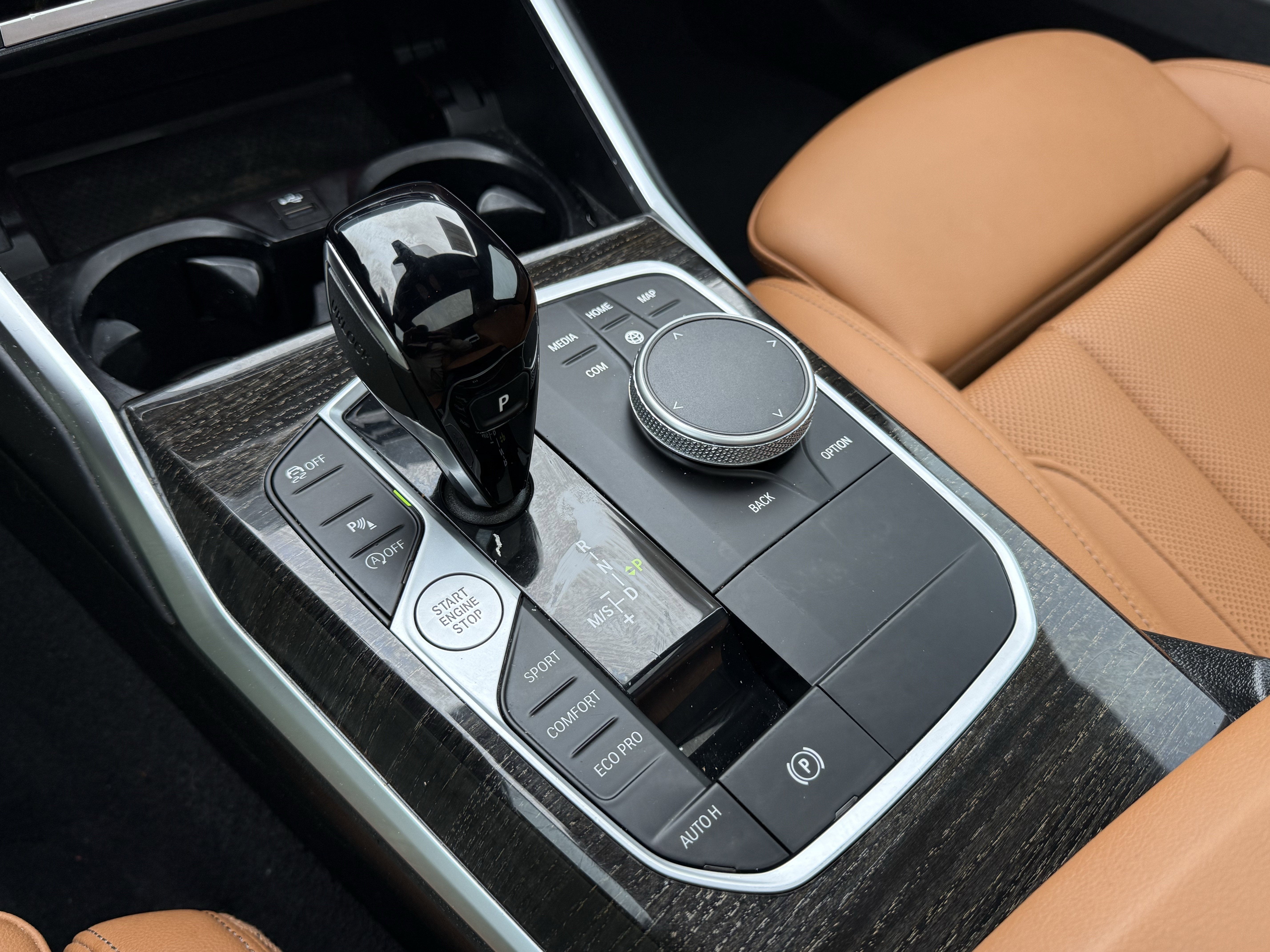 2022 BMW 330i PREMIUM 2.0T RWD LUXURY SEDAN