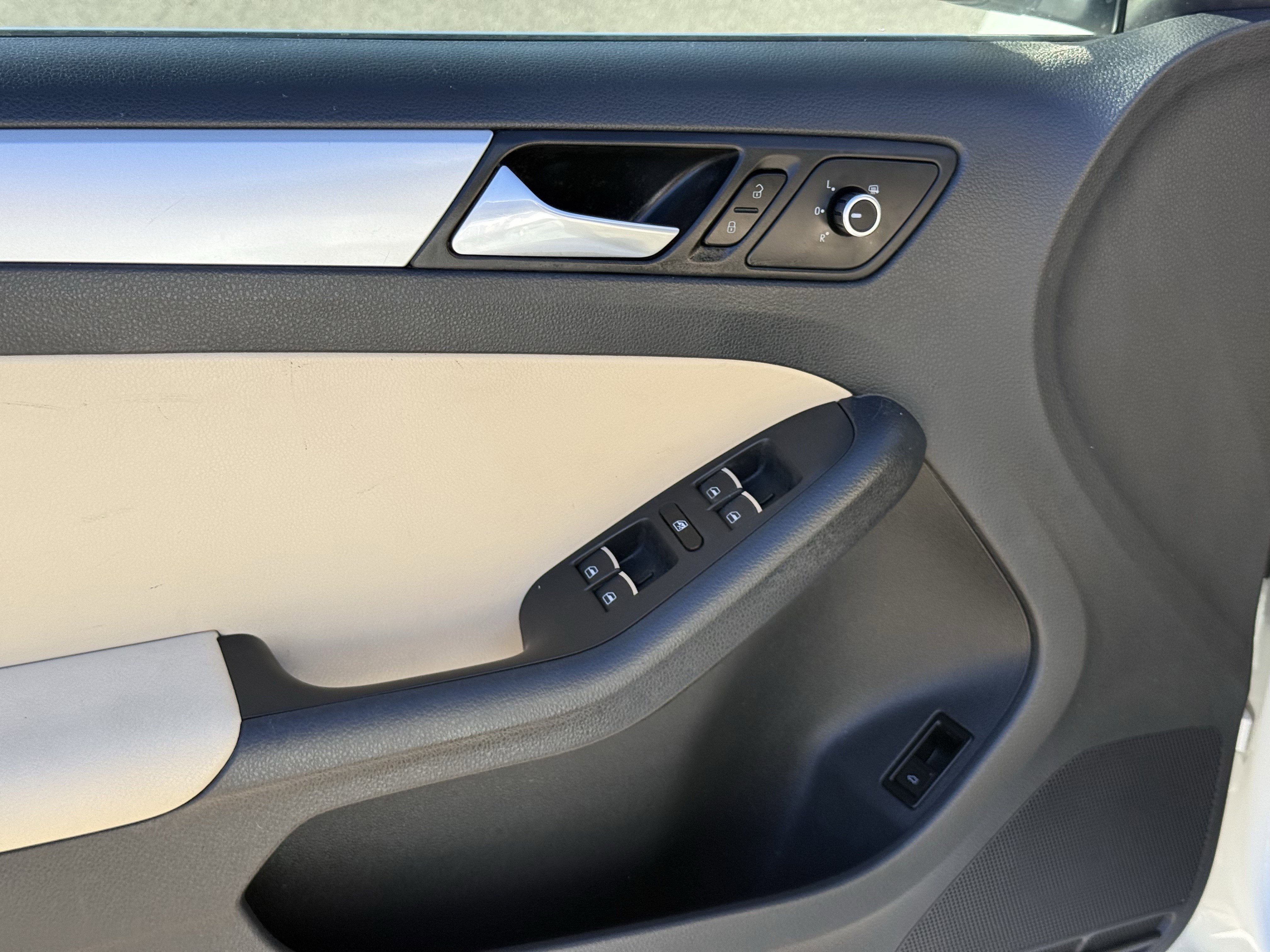 2014 Volkswagen Jetta 1.8T SE