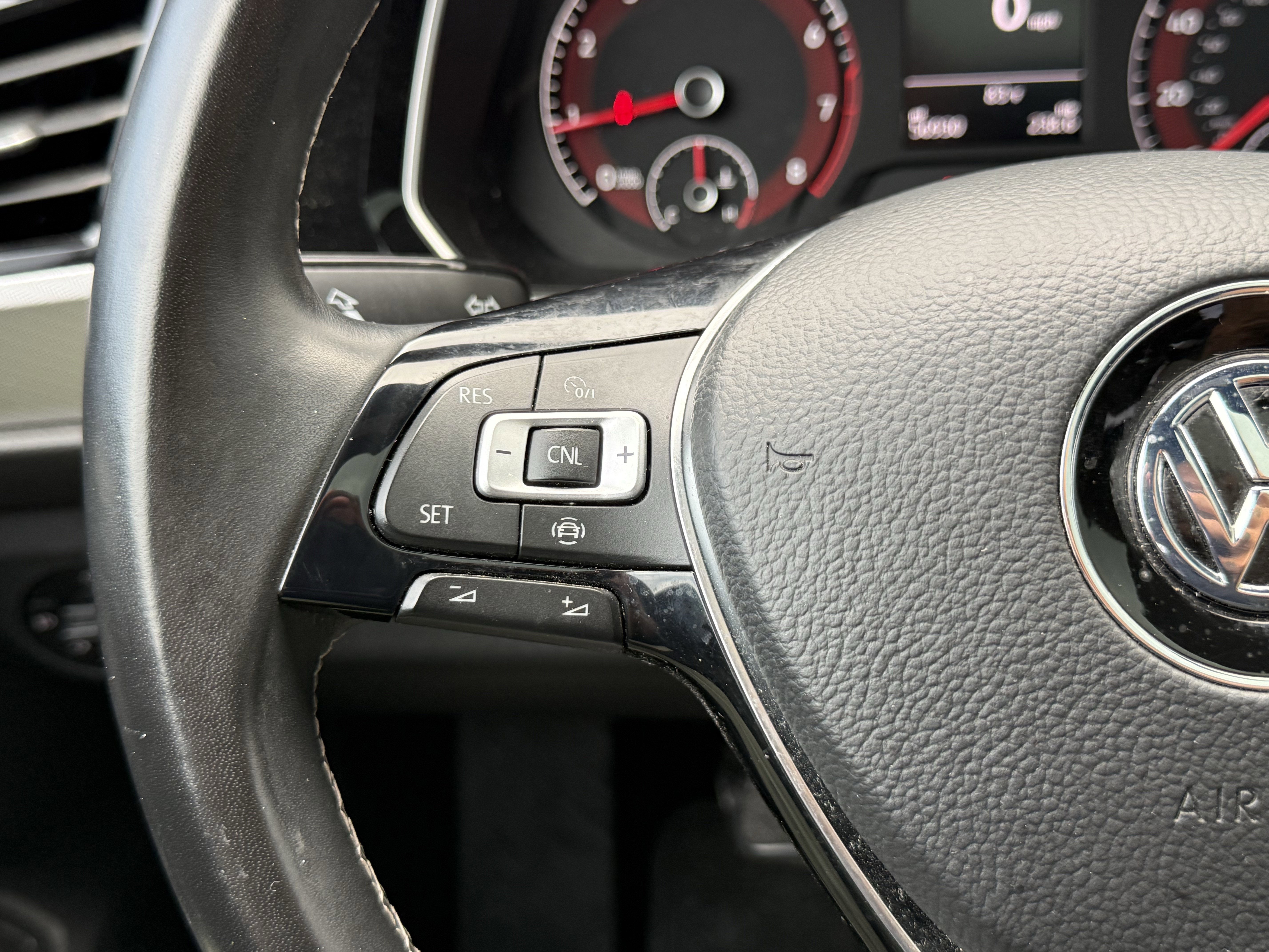 2020 Volkswagen Jetta 1.4T R-Line