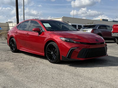 2025 Toyota Camry SE