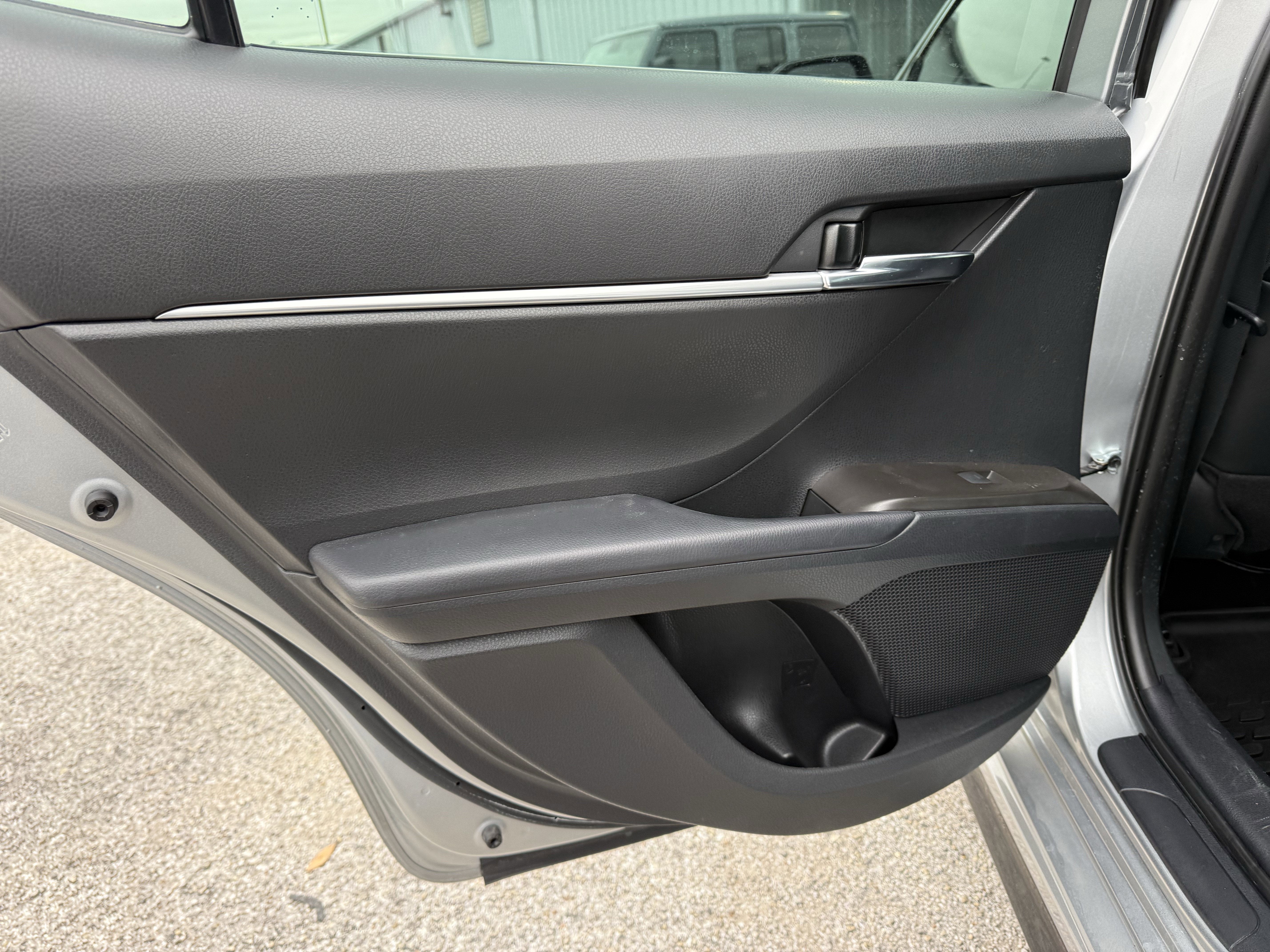 2022 Toyota Camry SE 2.5L FWD PREMIUM SEDAN