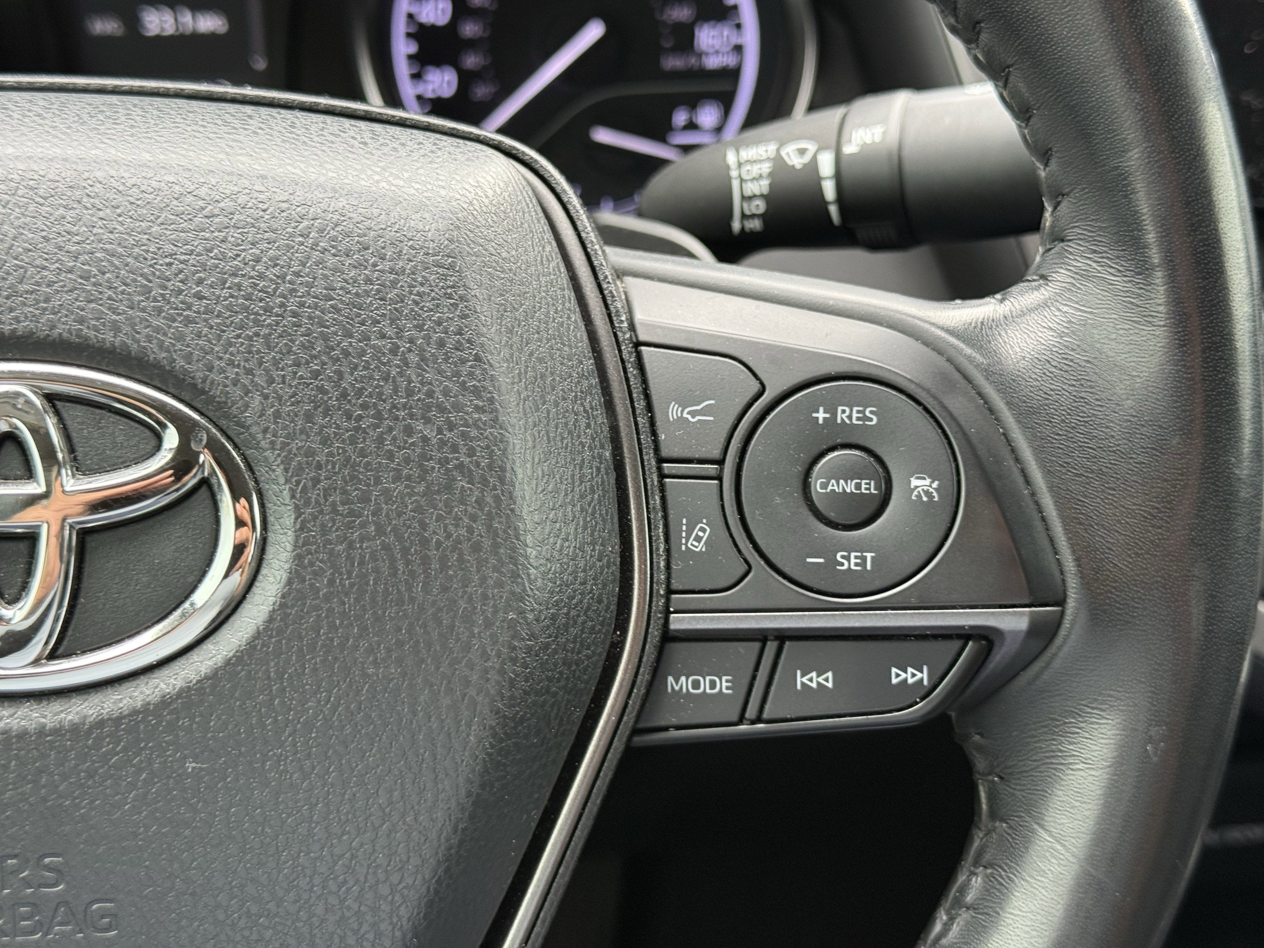 2022 Toyota Camry SE 2.5L FWD PREMIUM SEDAN