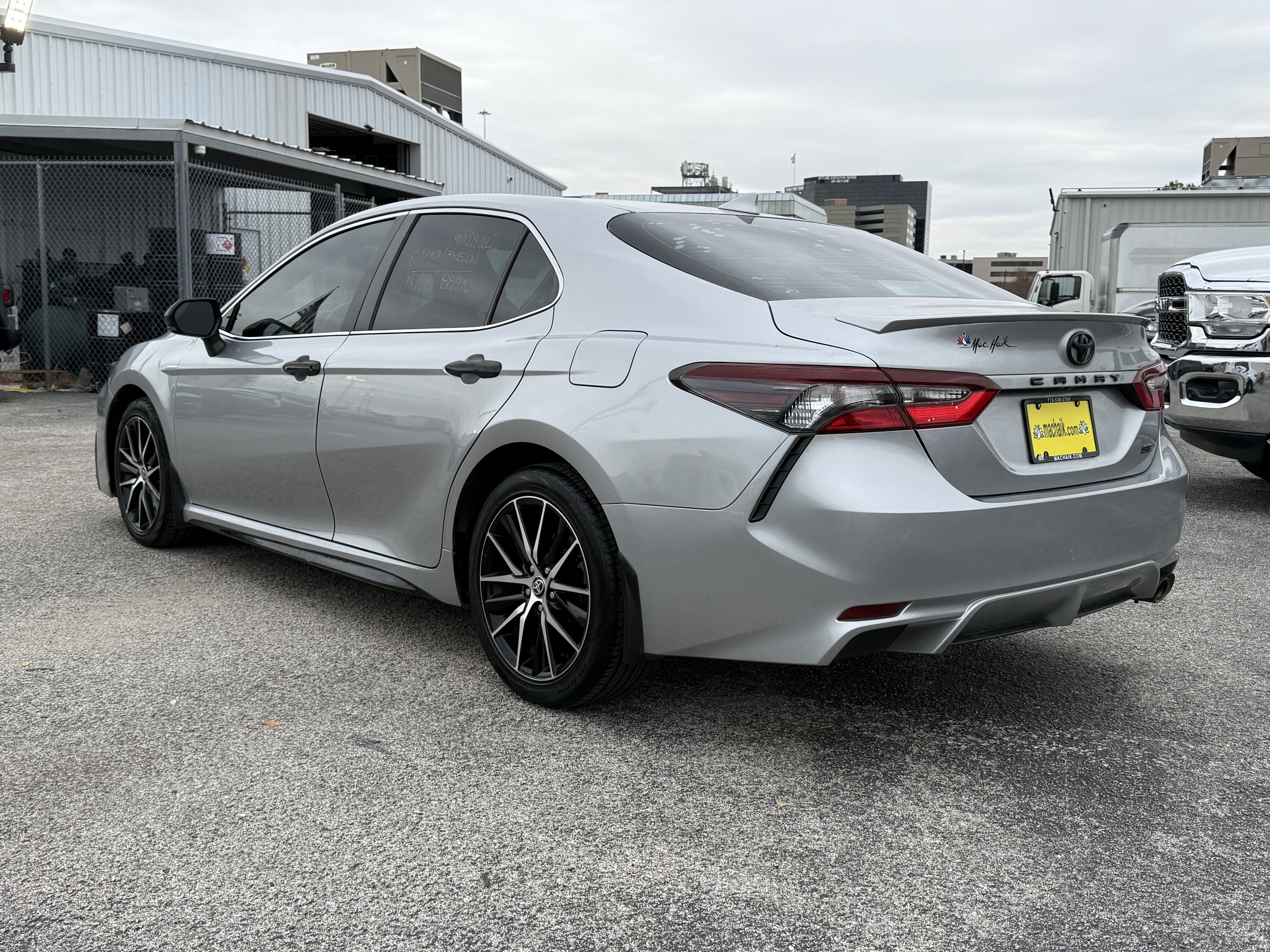 2022 Toyota Camry SE 2.5L FWD PREMIUM SEDAN