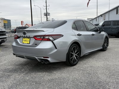 2022 Toyota Camry SE 2.5L FWD PREMIUM SEDAN