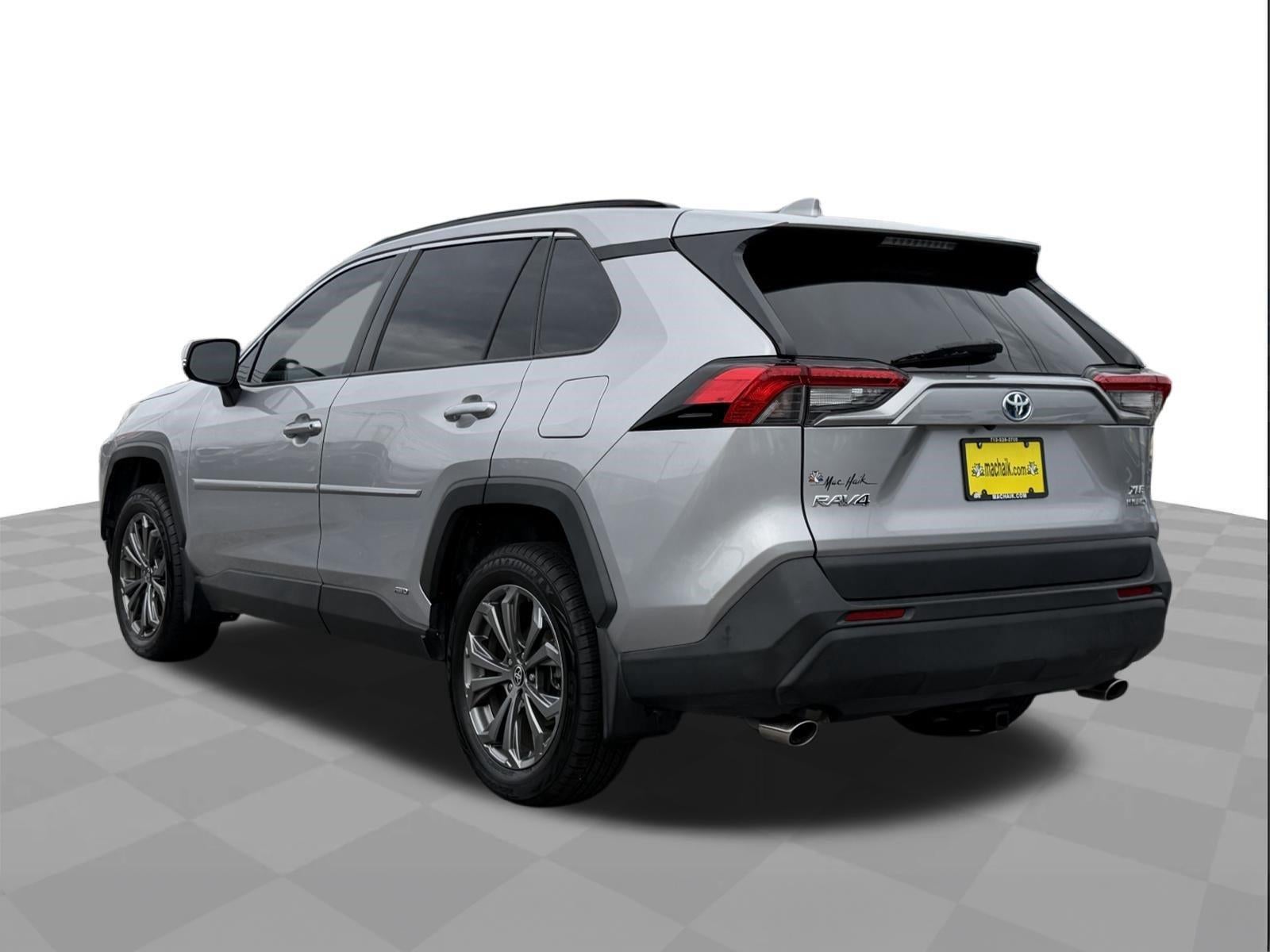 2022 Toyota RAV4 XLE Premium