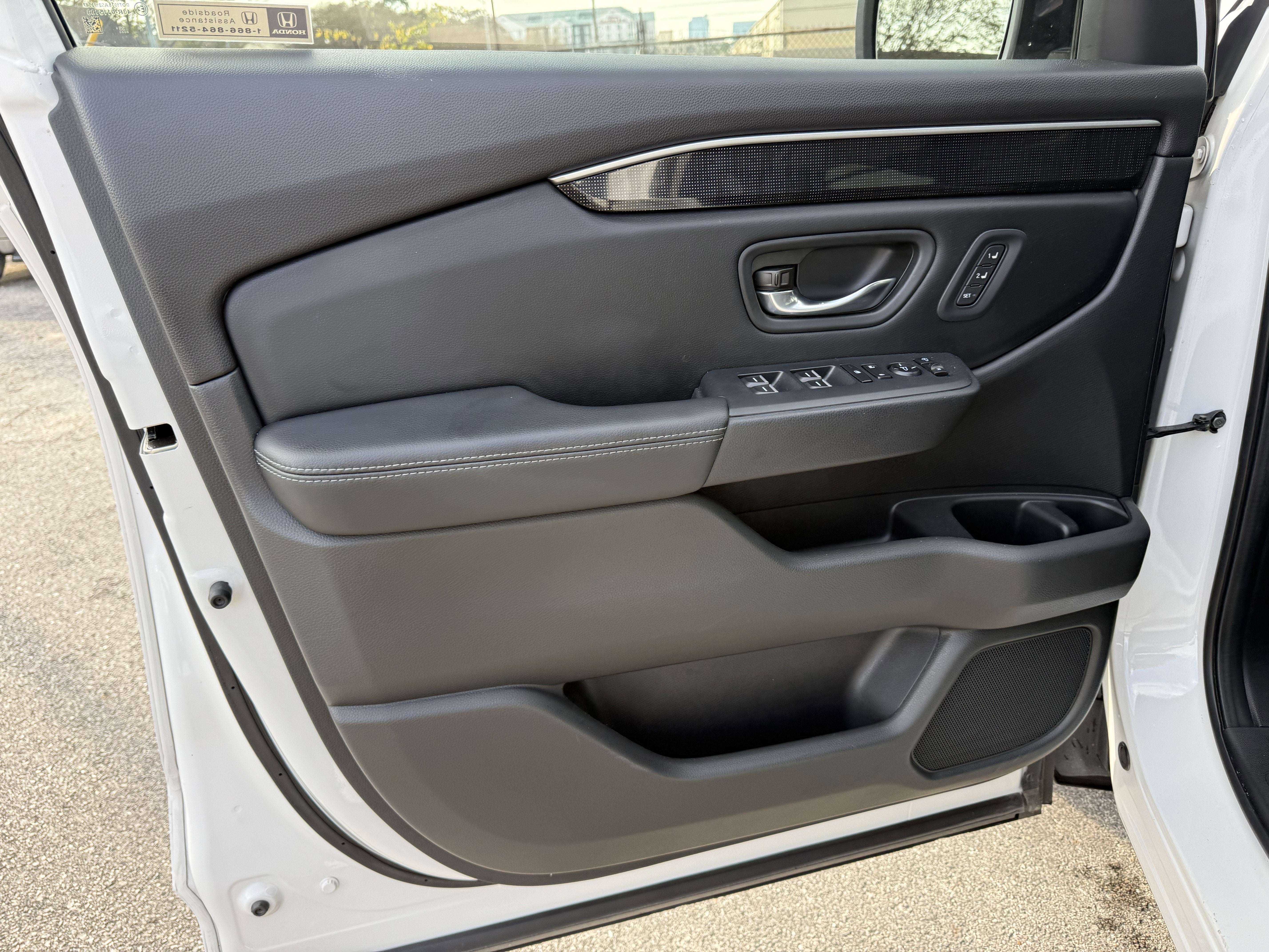 2023 Honda Pilot AWD Elite