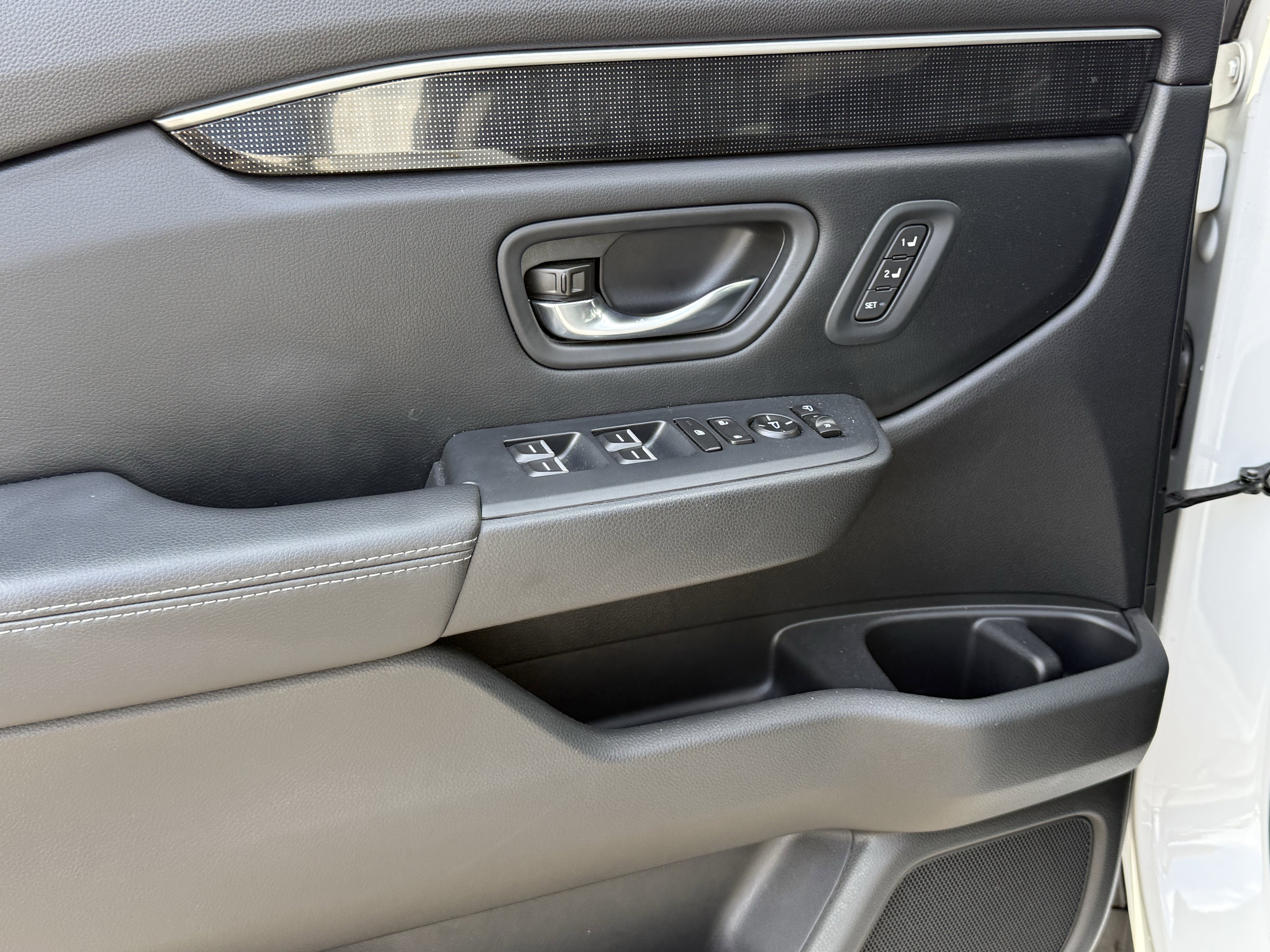 2023 Honda Pilot AWD Elite