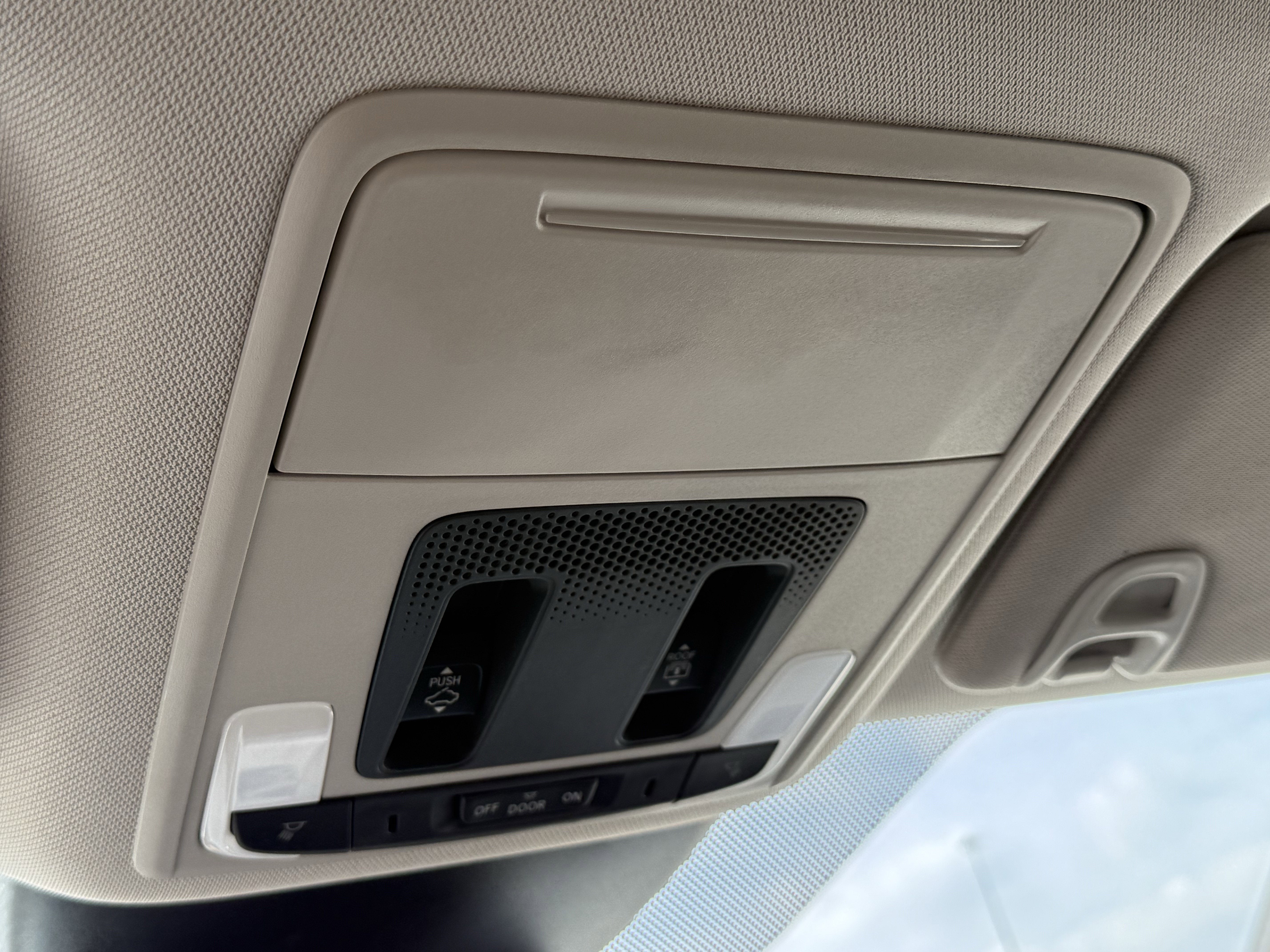 2023 Honda Pilot AWD Elite