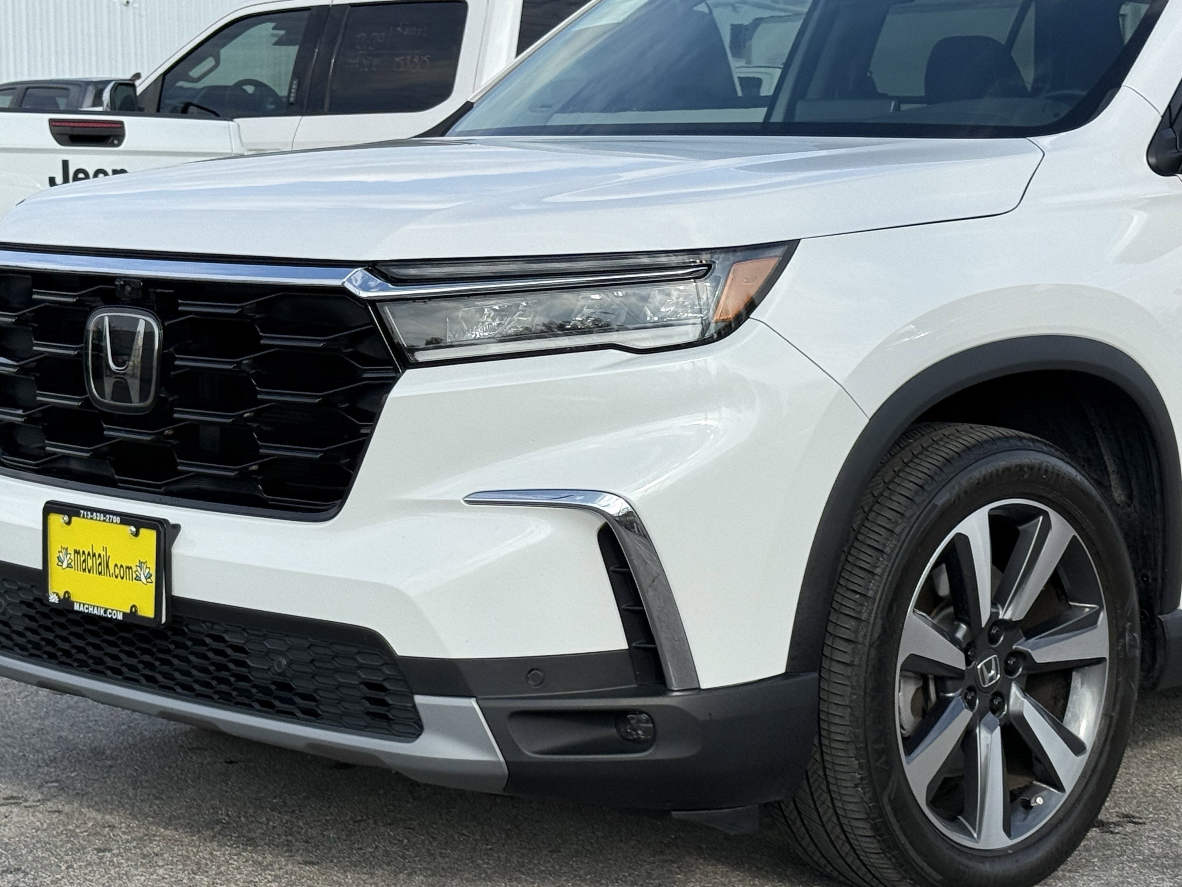 2023 Honda Pilot AWD Elite