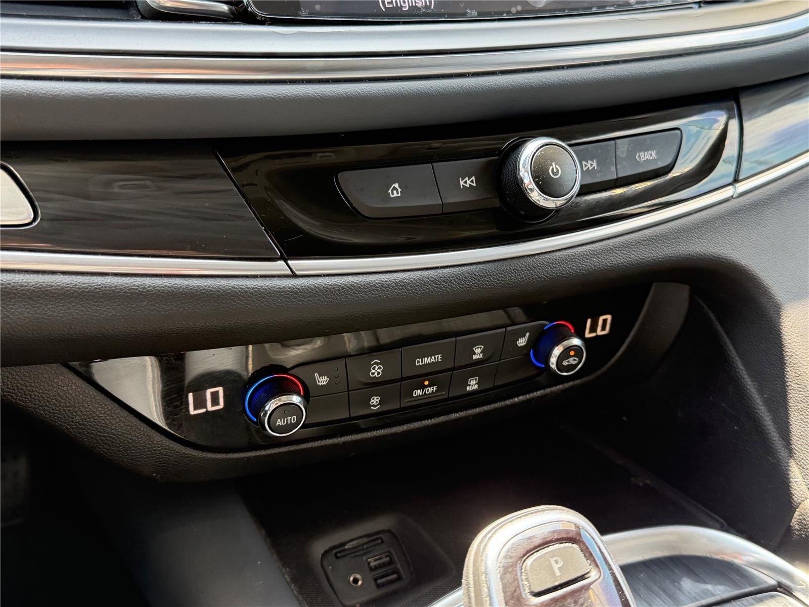 2021 Buick Enclave Essence