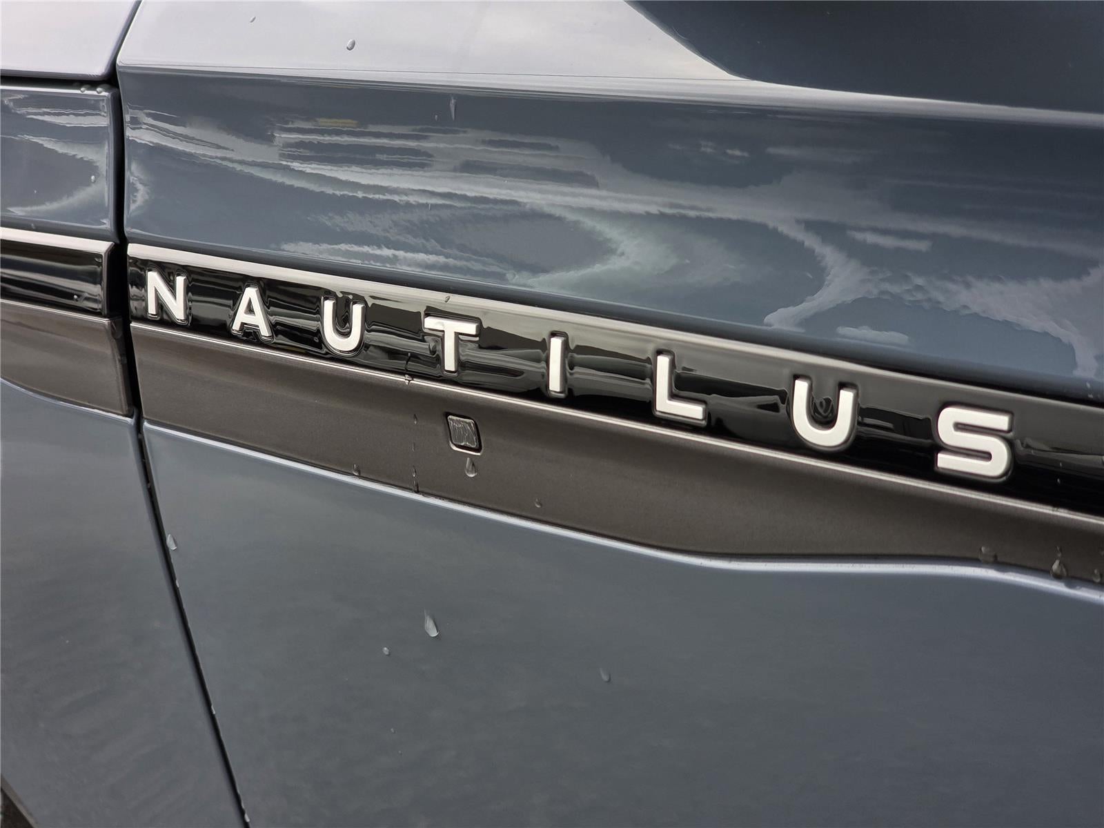 2025 Lincoln Nautilus Reserve