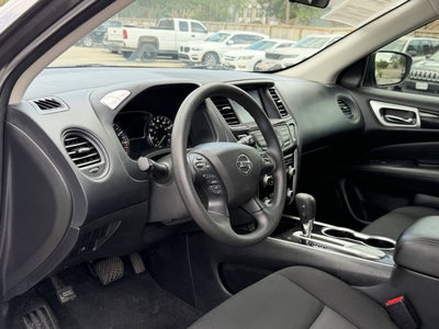 2020 Nissan Pathfinder S 2WD