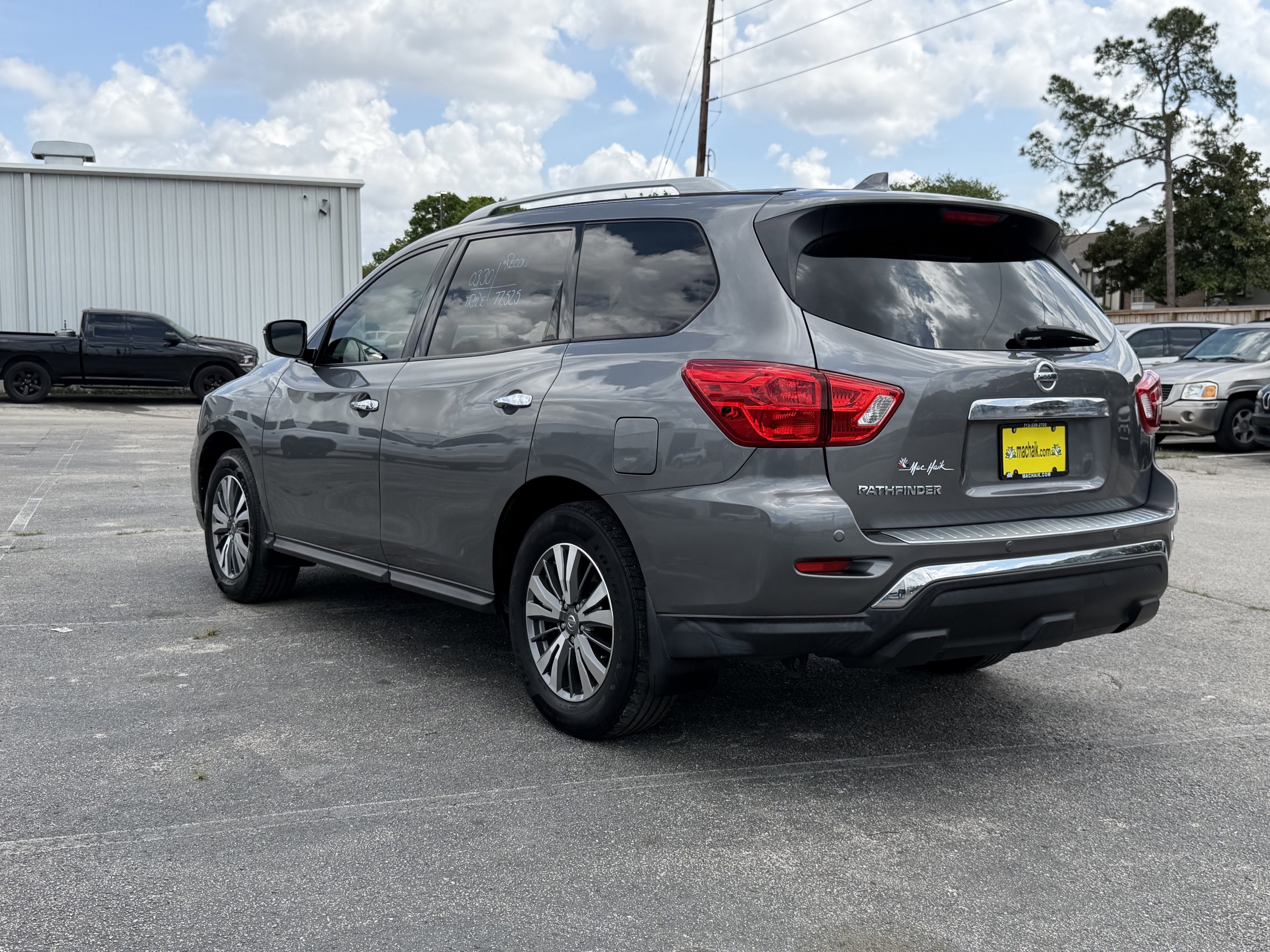 2020 Nissan Pathfinder S 2WD