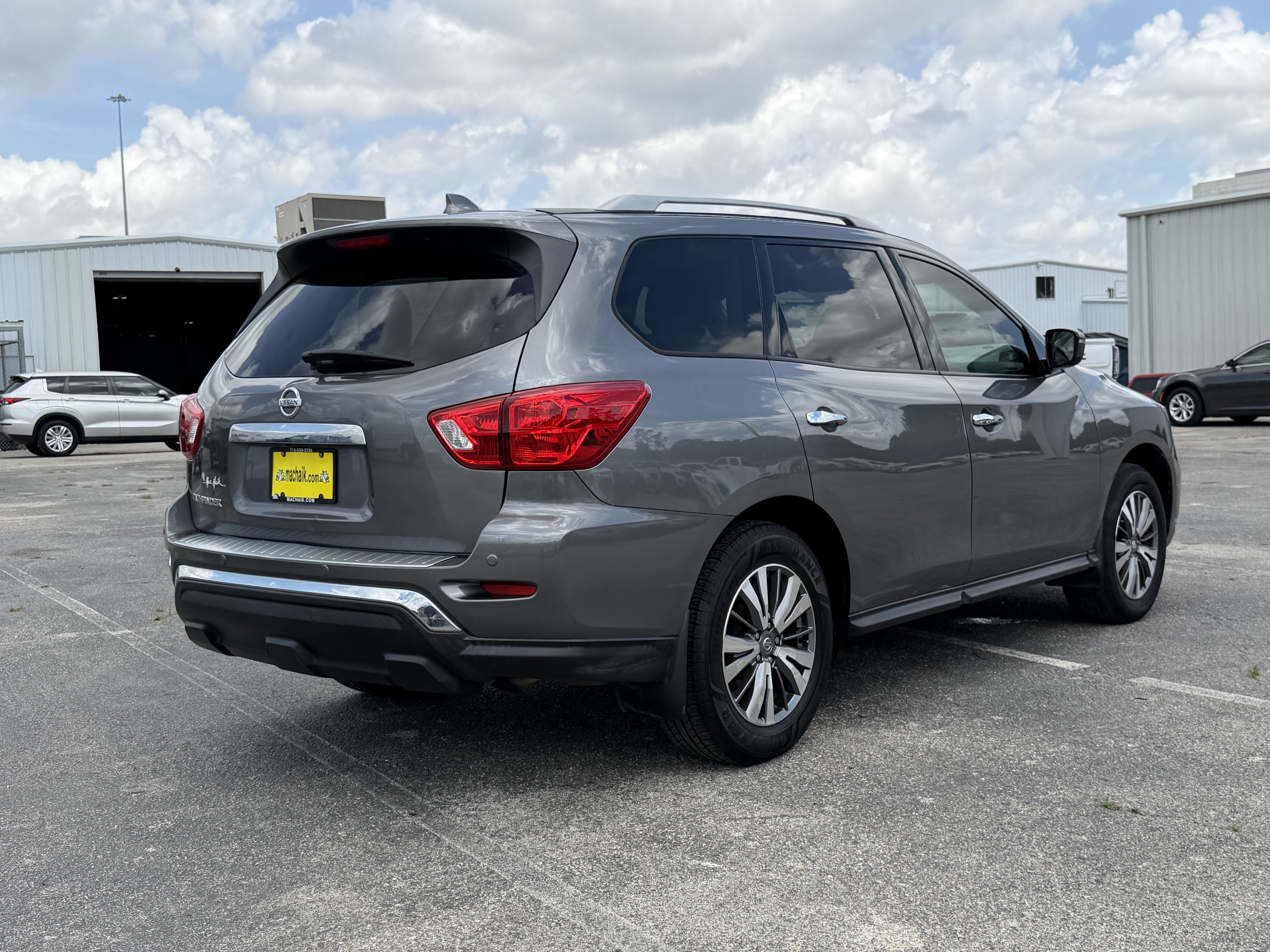 2020 Nissan Pathfinder S 2WD