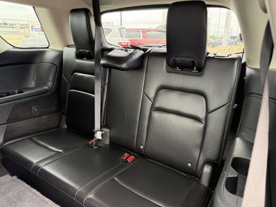 2023 Nissan Pathfinder SL FWD