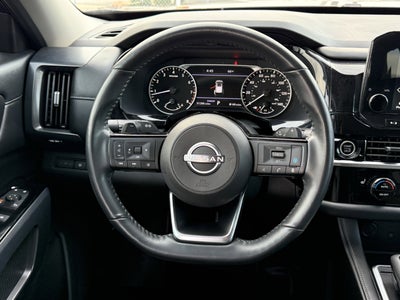 2024 Nissan Pathfinder SL FWD