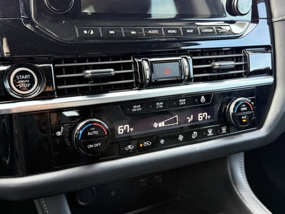 2024 Nissan Pathfinder SL FWD