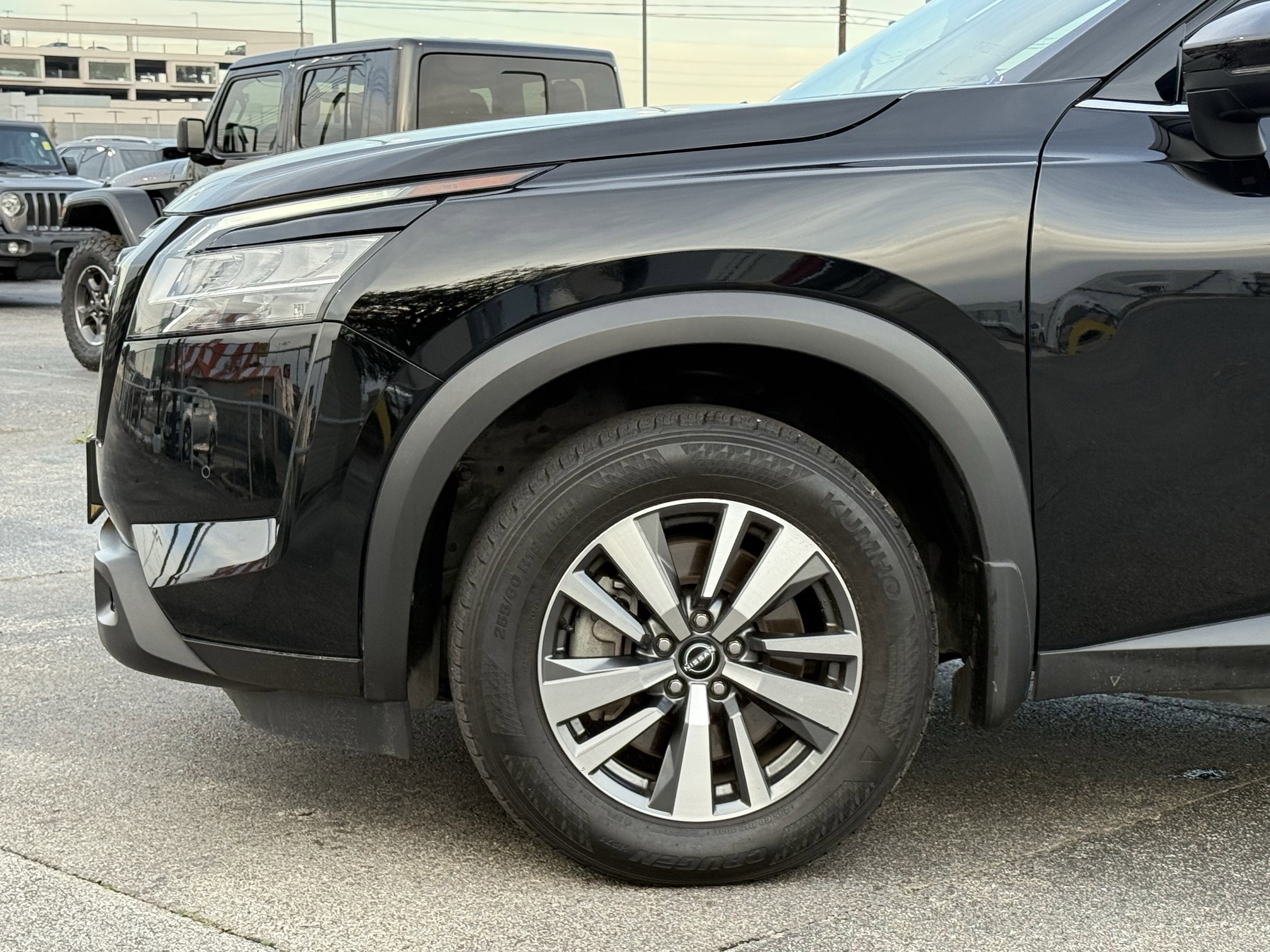 2024 Nissan Pathfinder SL FWD