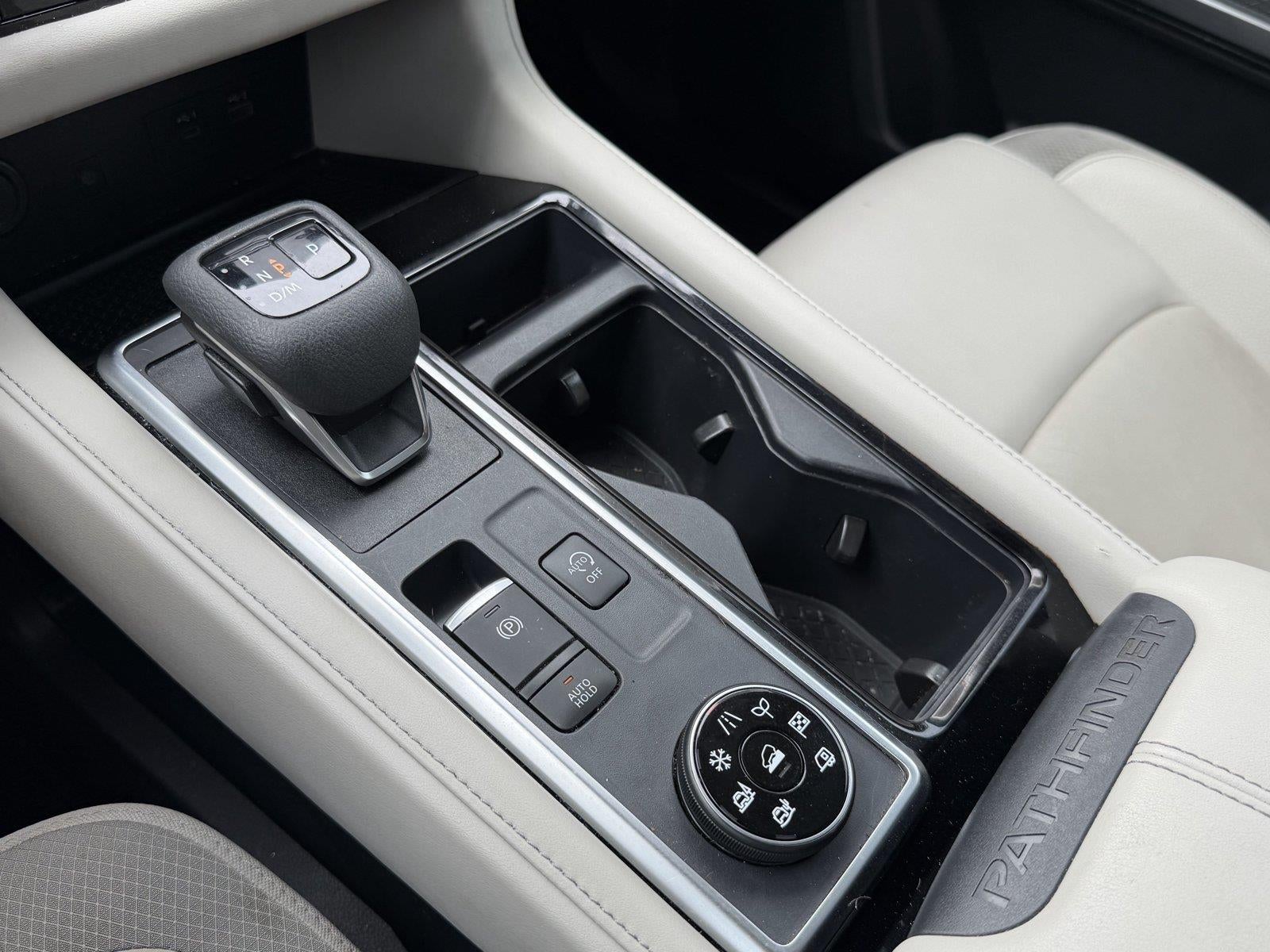 2024 Nissan Pathfinder SL