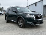 2022 Nissan Pathfinder Platinum 2WD