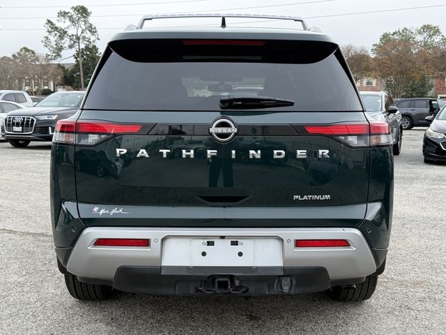 2022 Nissan Pathfinder Platinum 2WD