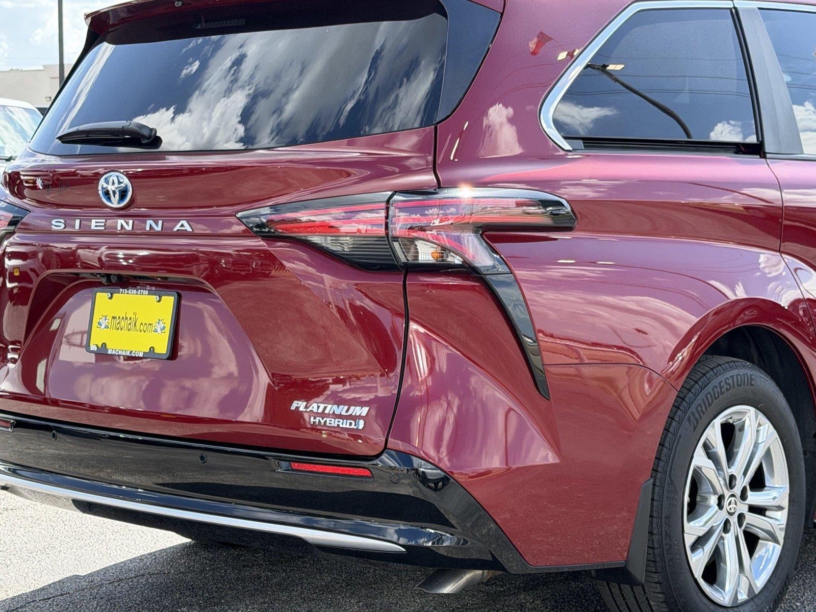 2024 Toyota Sienna Platinum 7-Passenger