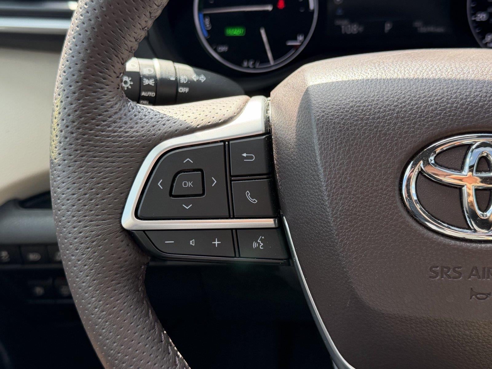 2024 Toyota Sienna Platinum 7-Passenger