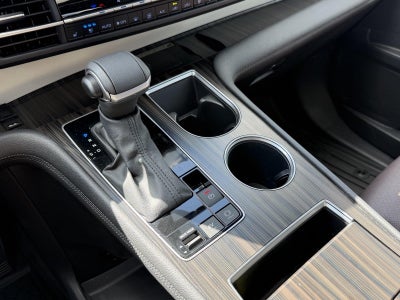 2024 Toyota Sienna Platinum 7-Passenger