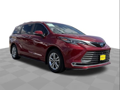 2024 Toyota Sienna Platinum 7-Passenger