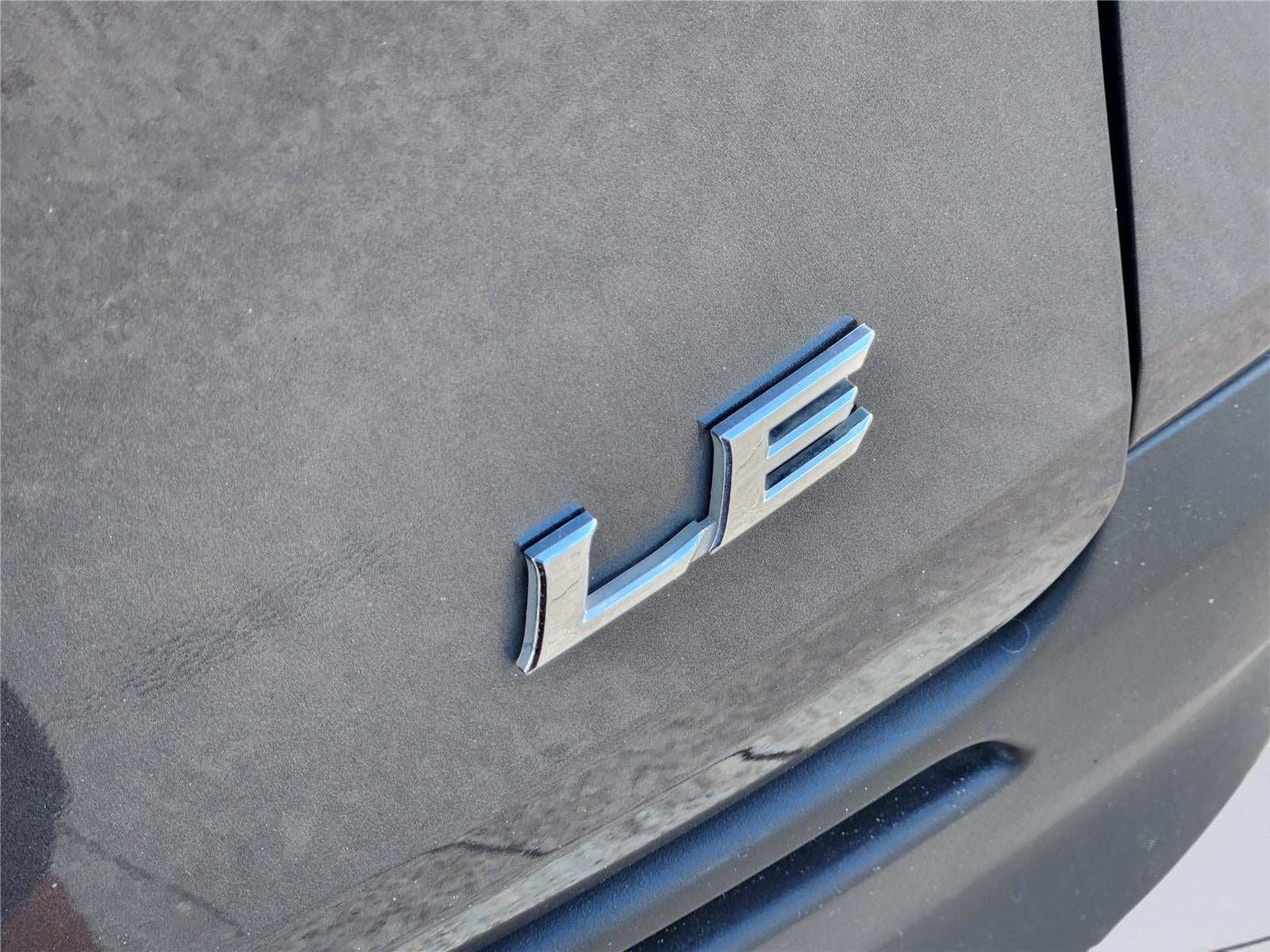 2025 Toyota Sienna LE