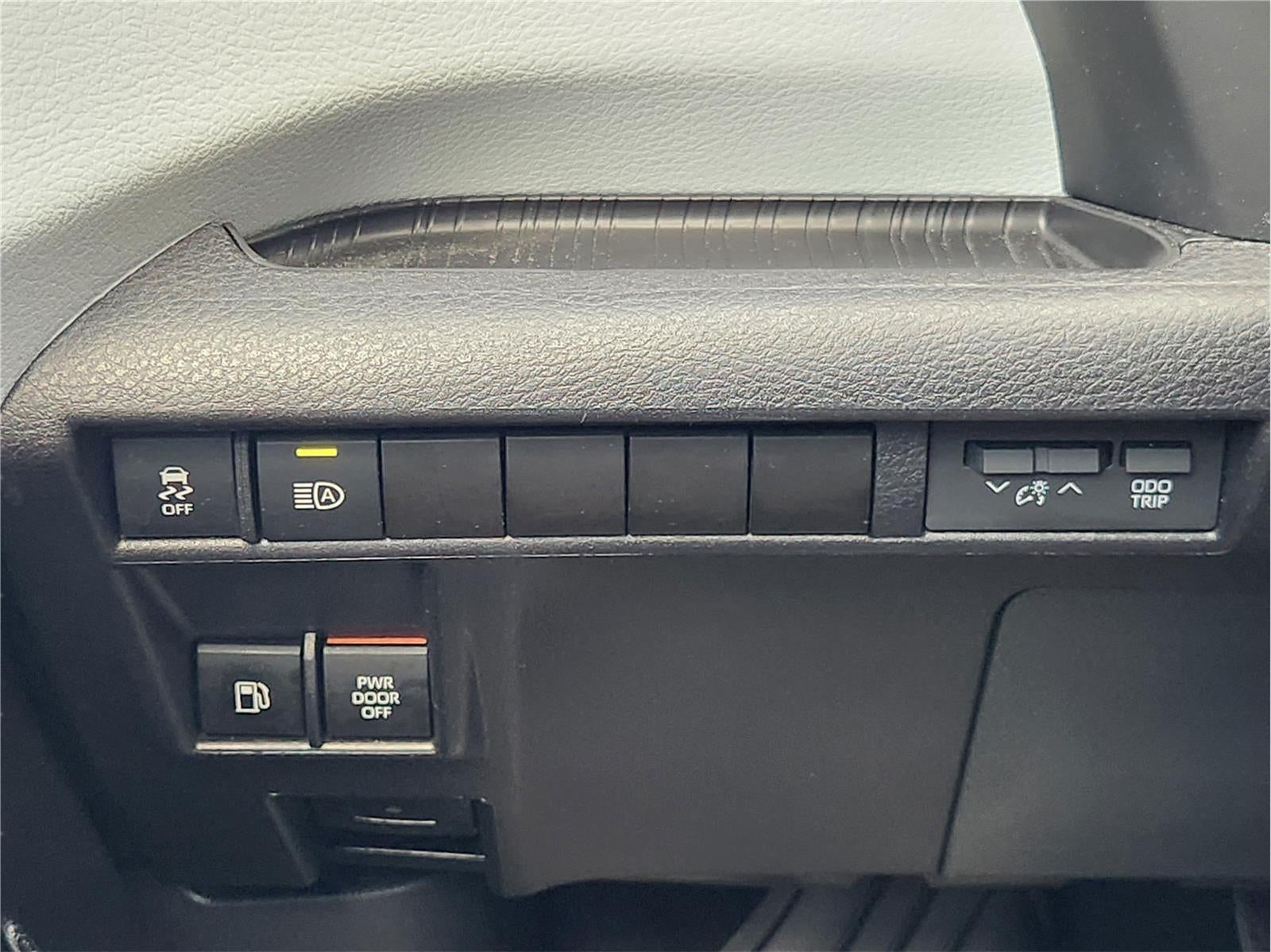 2025 Toyota Sienna LE