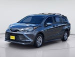 2025 Toyota Sienna LE