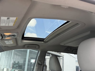 2015 Toyota Sienna XLE 8 Passenger