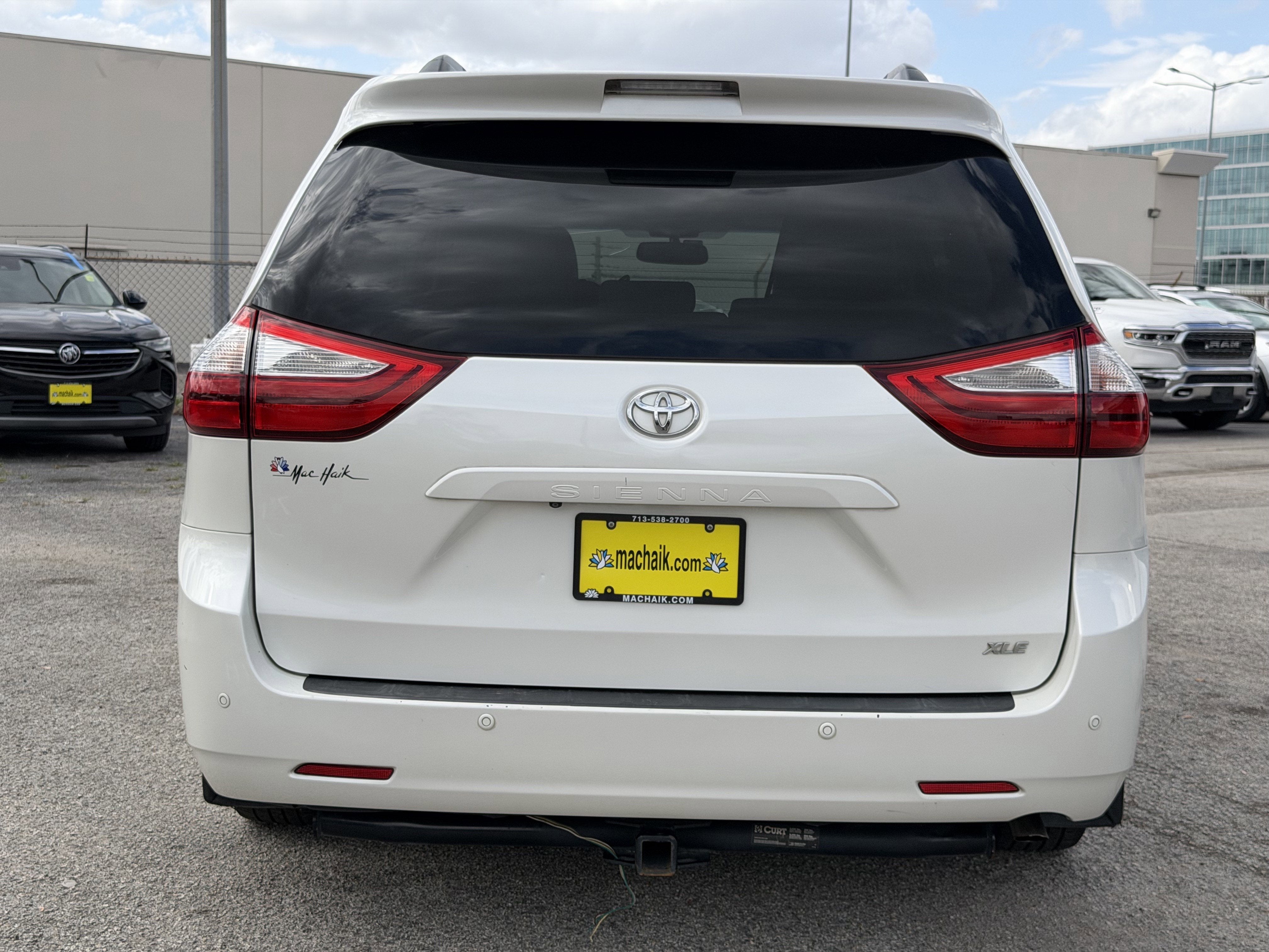 2015 Toyota Sienna XLE 8 Passenger