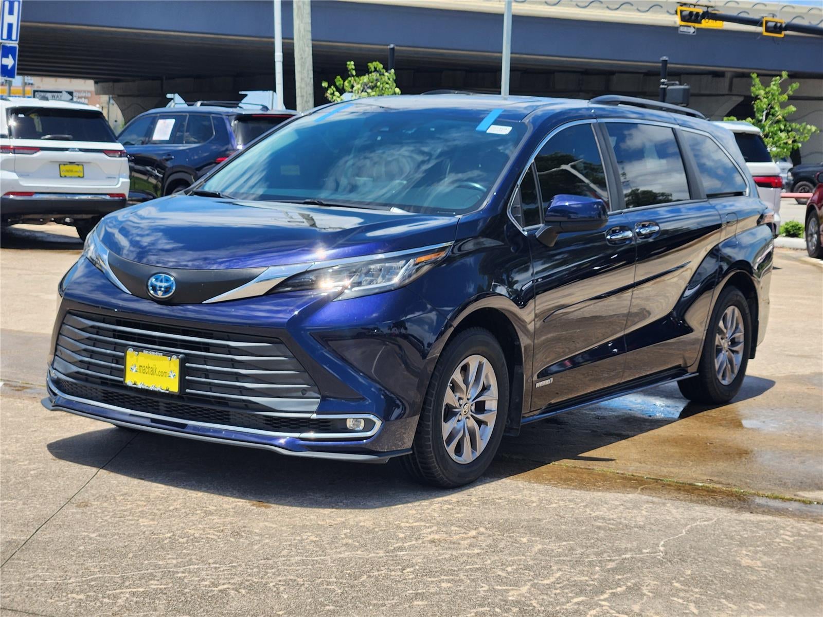 2021 Toyota Sienna XLE